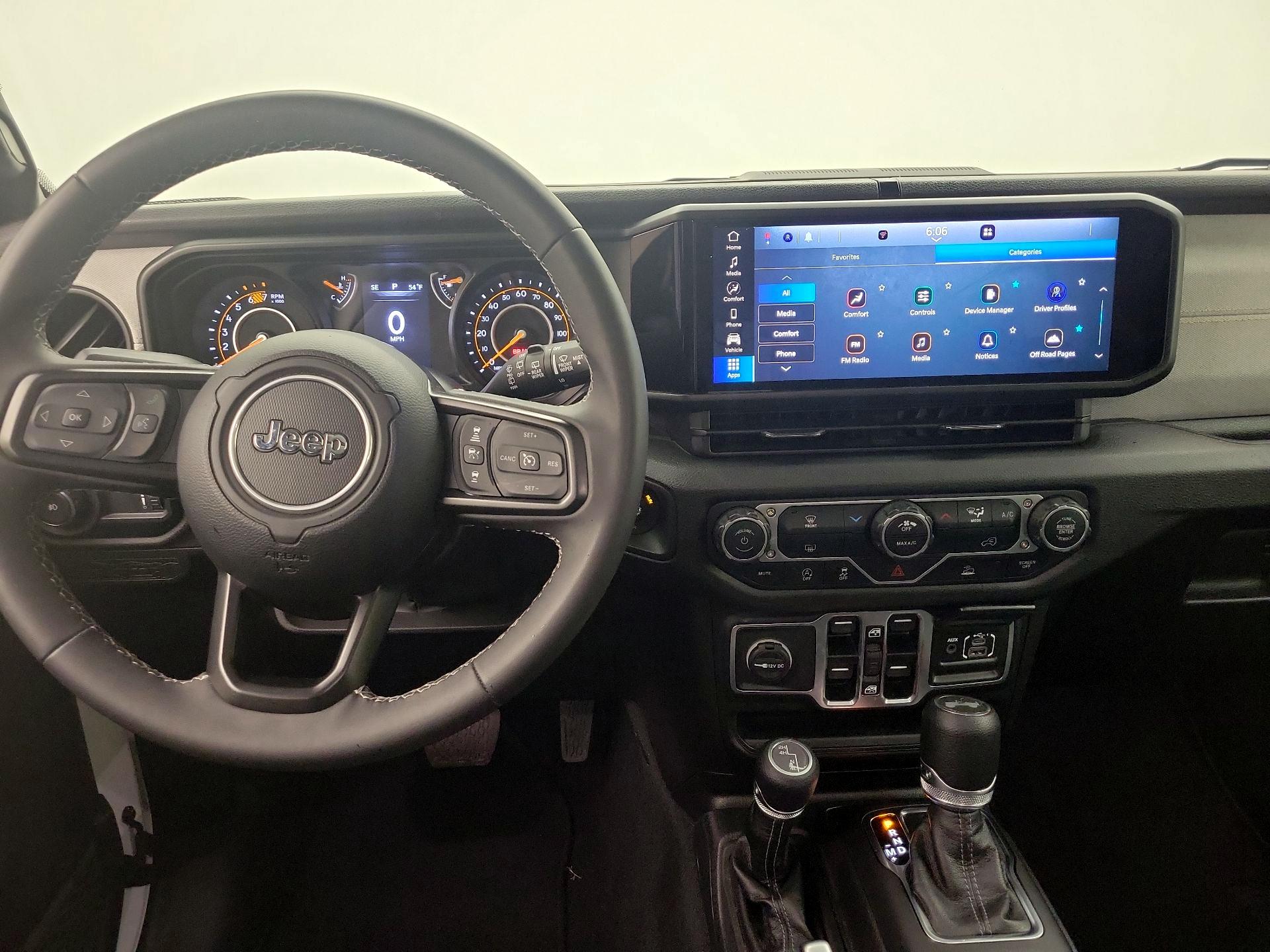 Thumbnail: 2025 Jeep Wrangler - 9