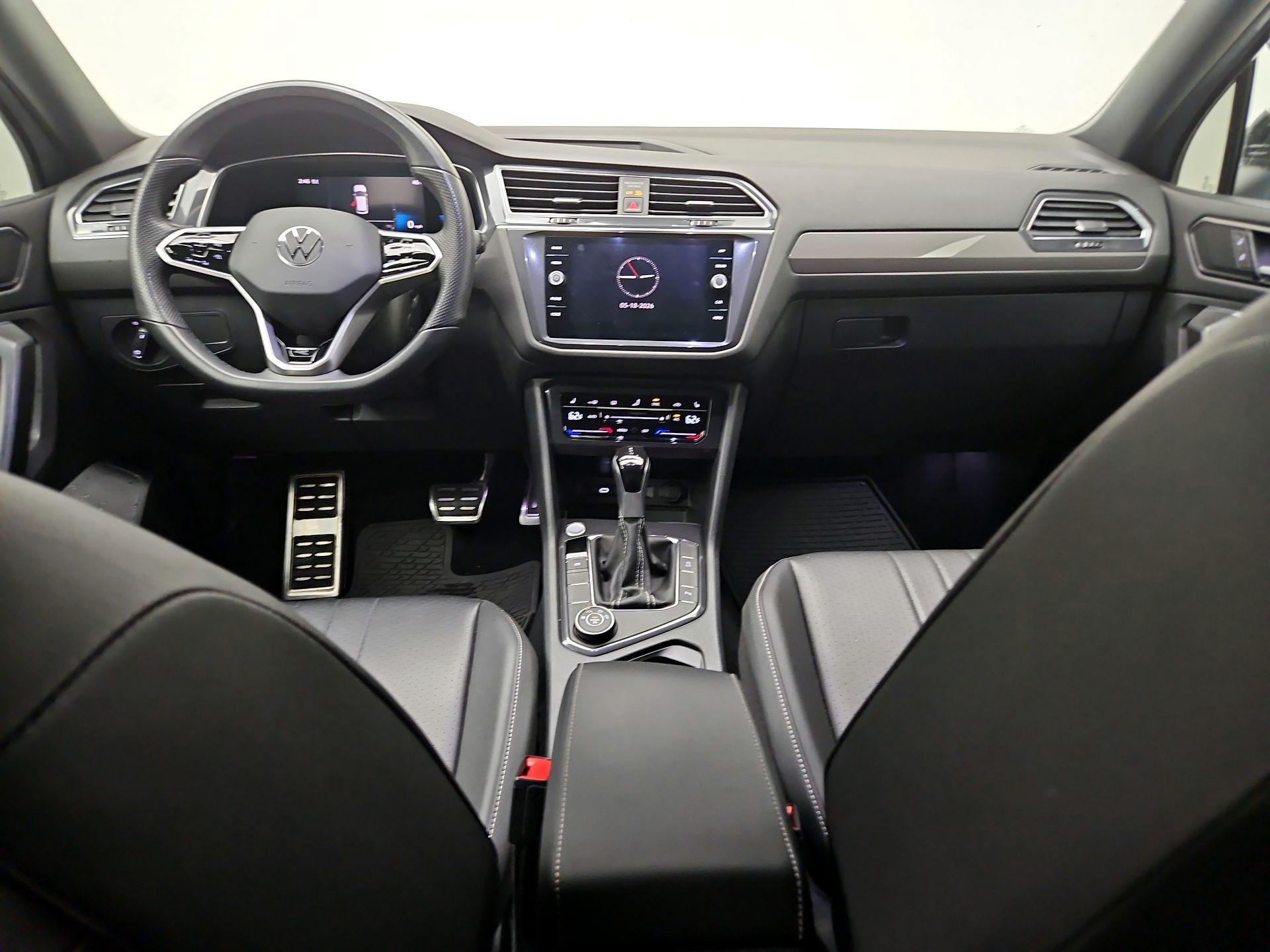 Thumbnail: 2023 Volkswagen Tiguan - 9