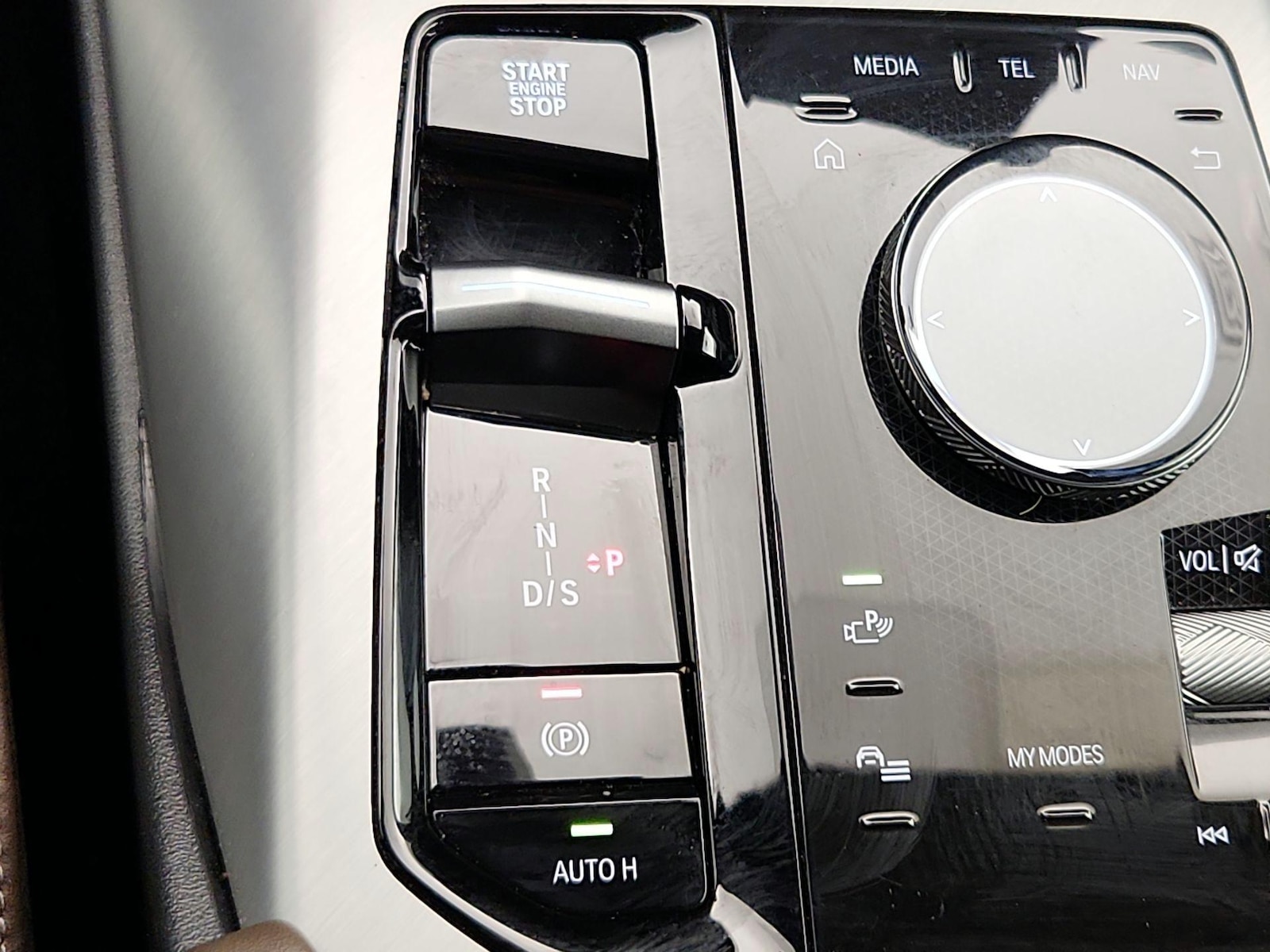 2025 BMW X3 30 - Photo 18