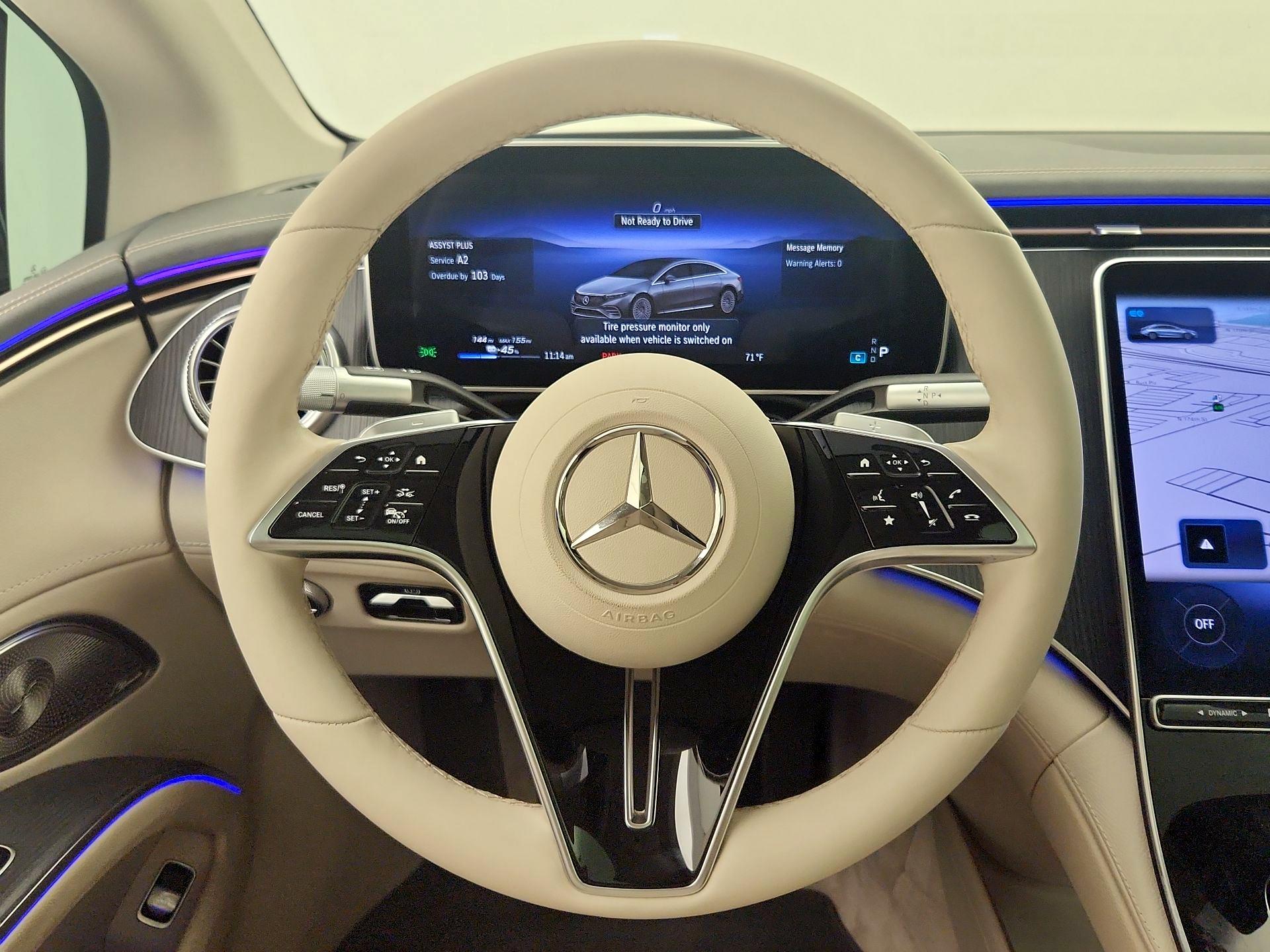 Thumbnail: 2023 Mercedes-Benz EQS - 10