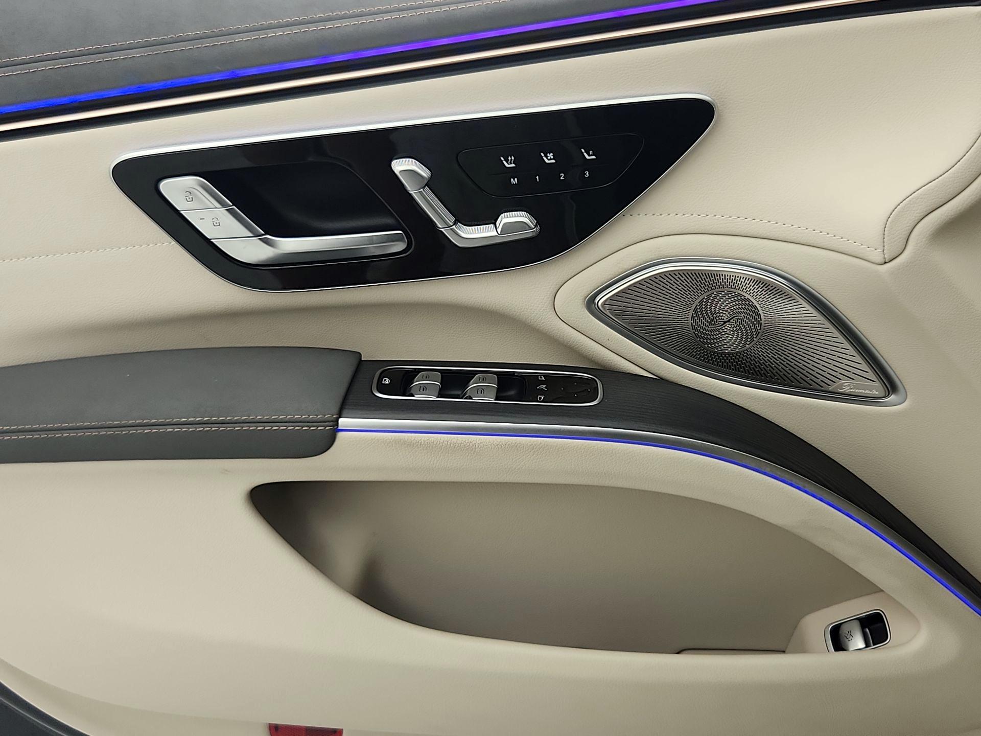Thumbnail: 2023 Mercedes-Benz EQS - 12