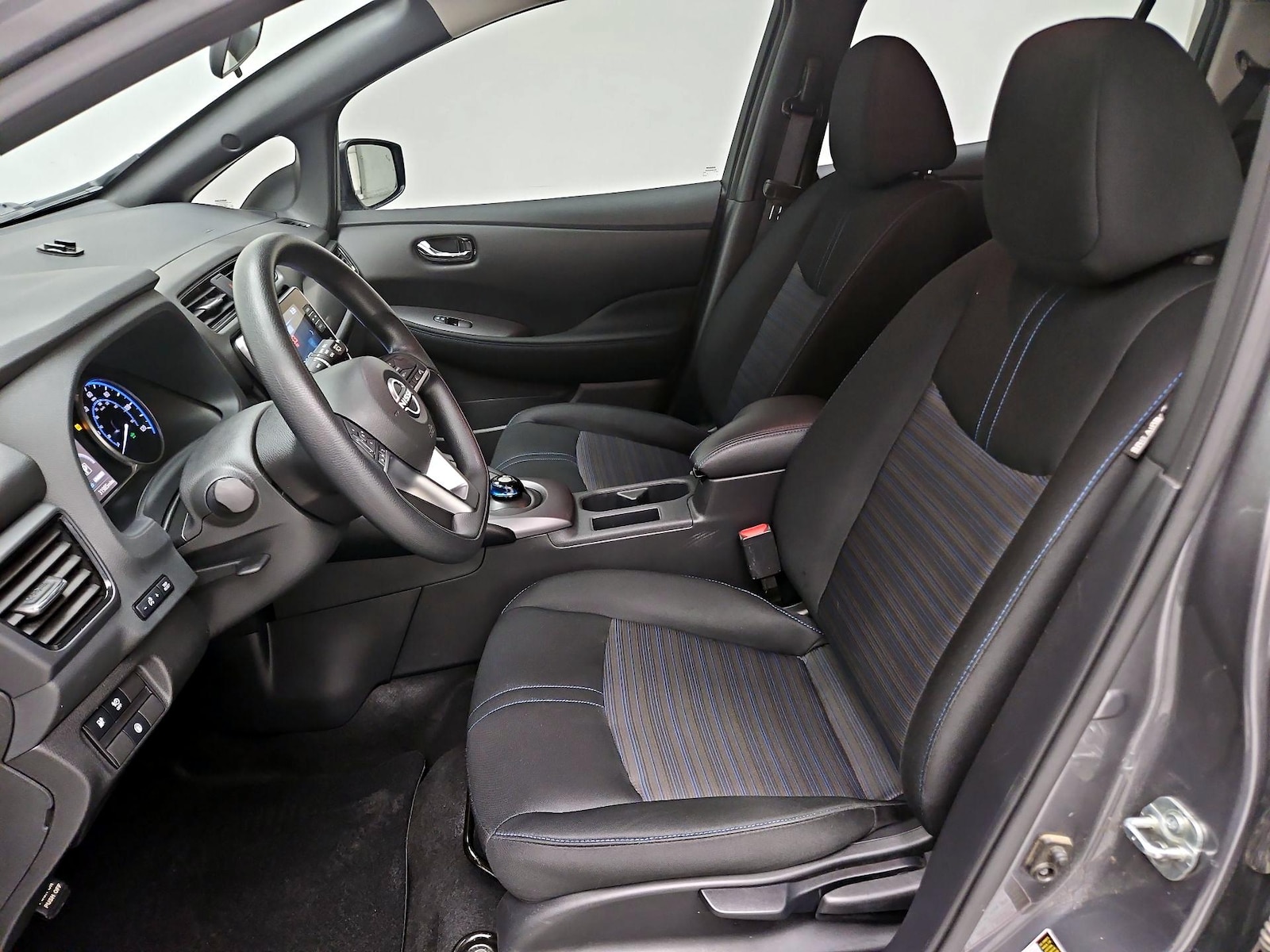 2024 Nissan LEAF S - Photo 12