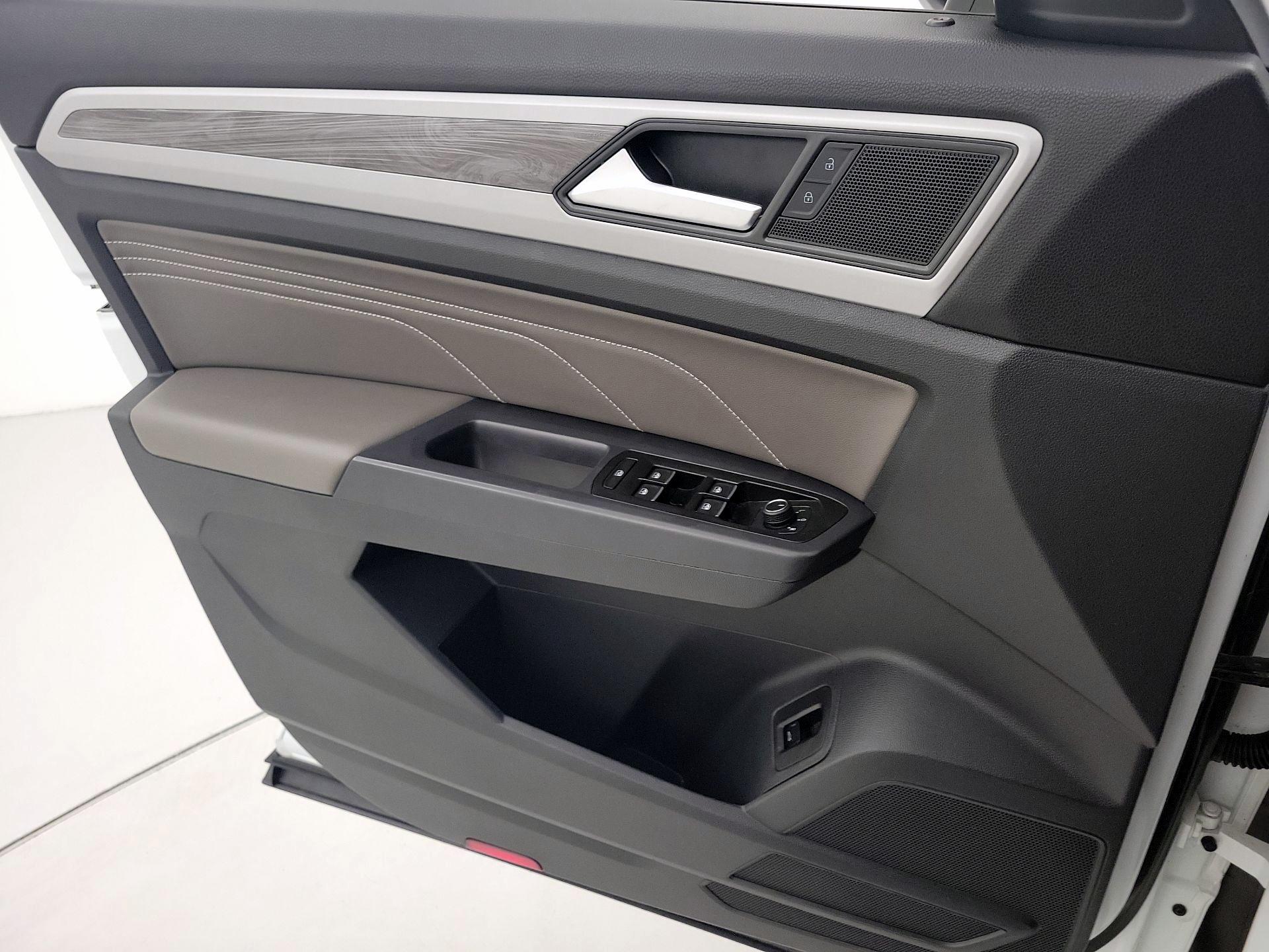 Thumbnail: 2021 Volkswagen Atlas - 12