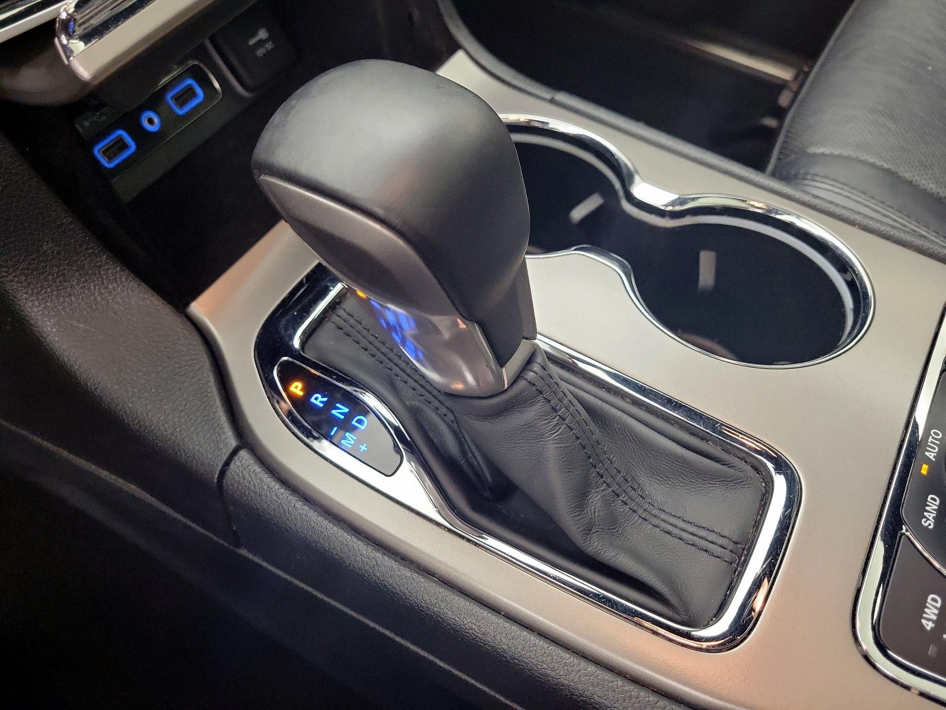 Thumbnail: 2019 Jeep Grand Cherokee - 17