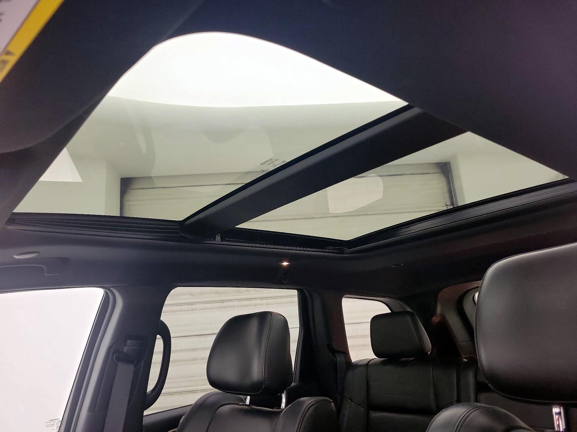 Thumbnail: 2019 Jeep Grand Cherokee - 19