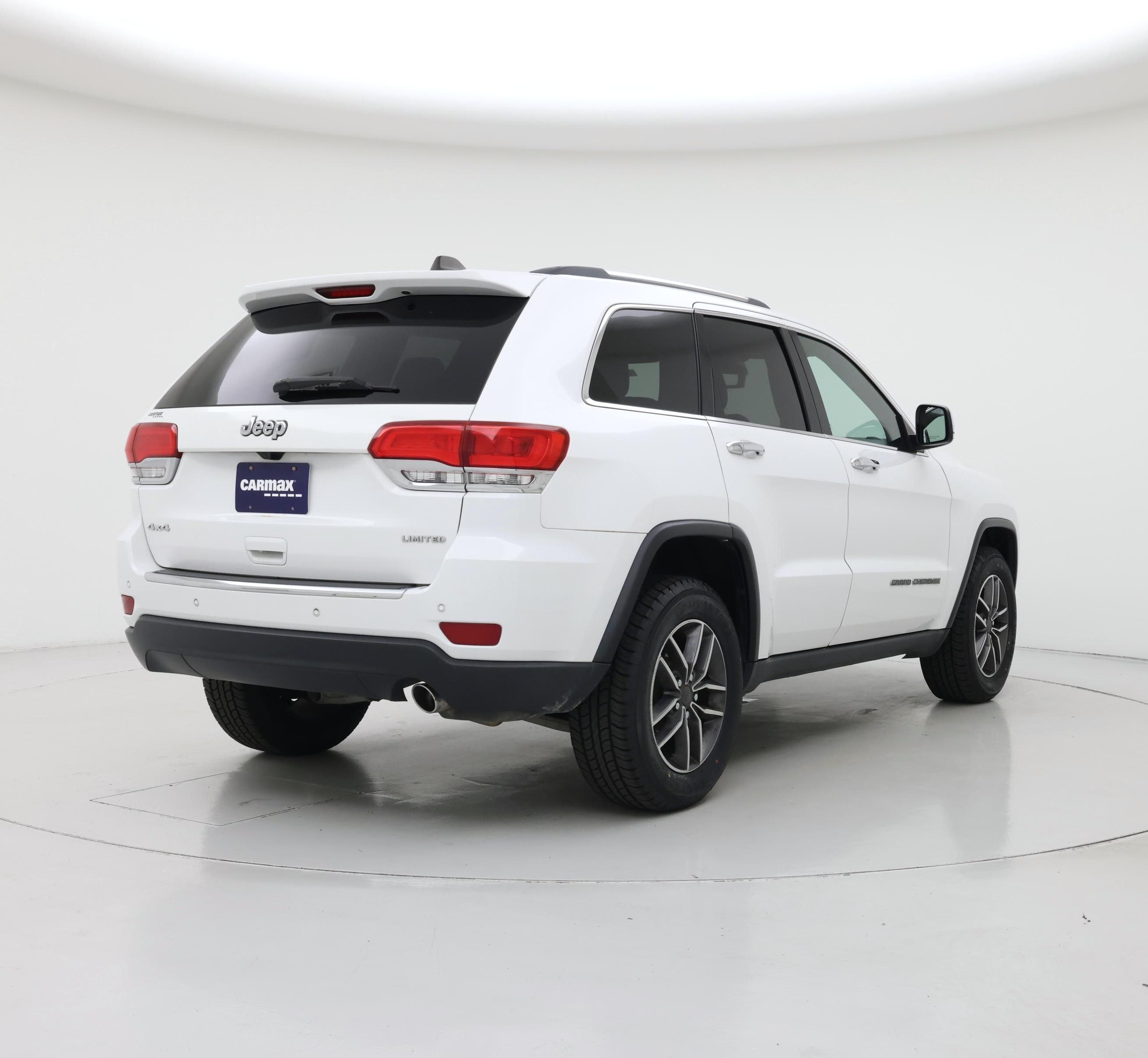 Thumbnail: 2019 Jeep Grand Cherokee - 8