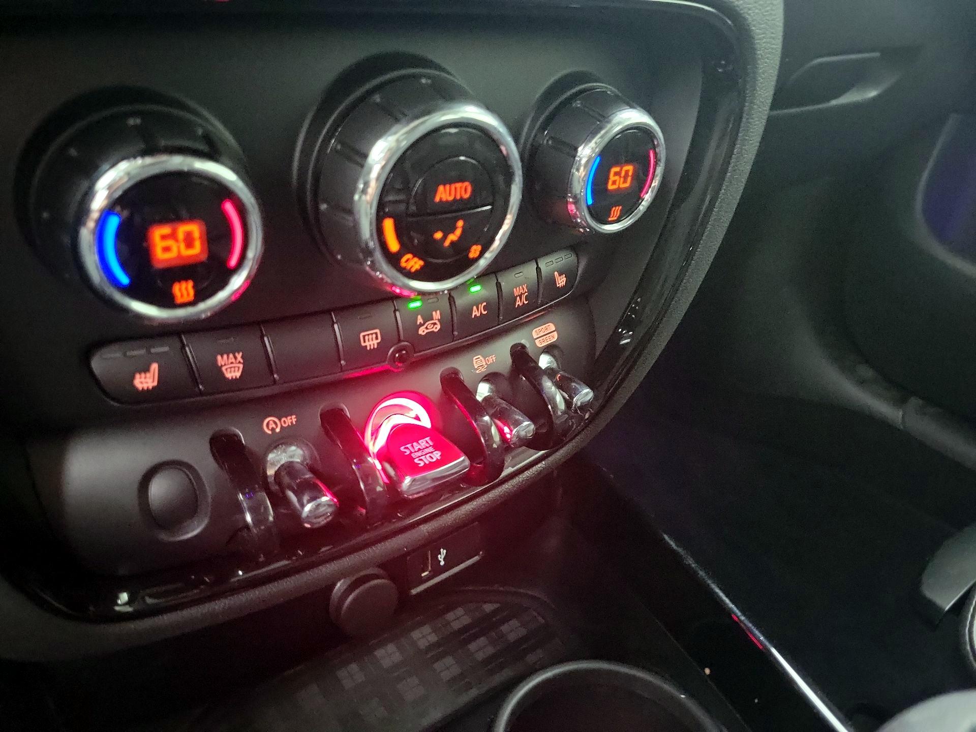 Thumbnail: 2022 MINI Cooper Clubman - 17