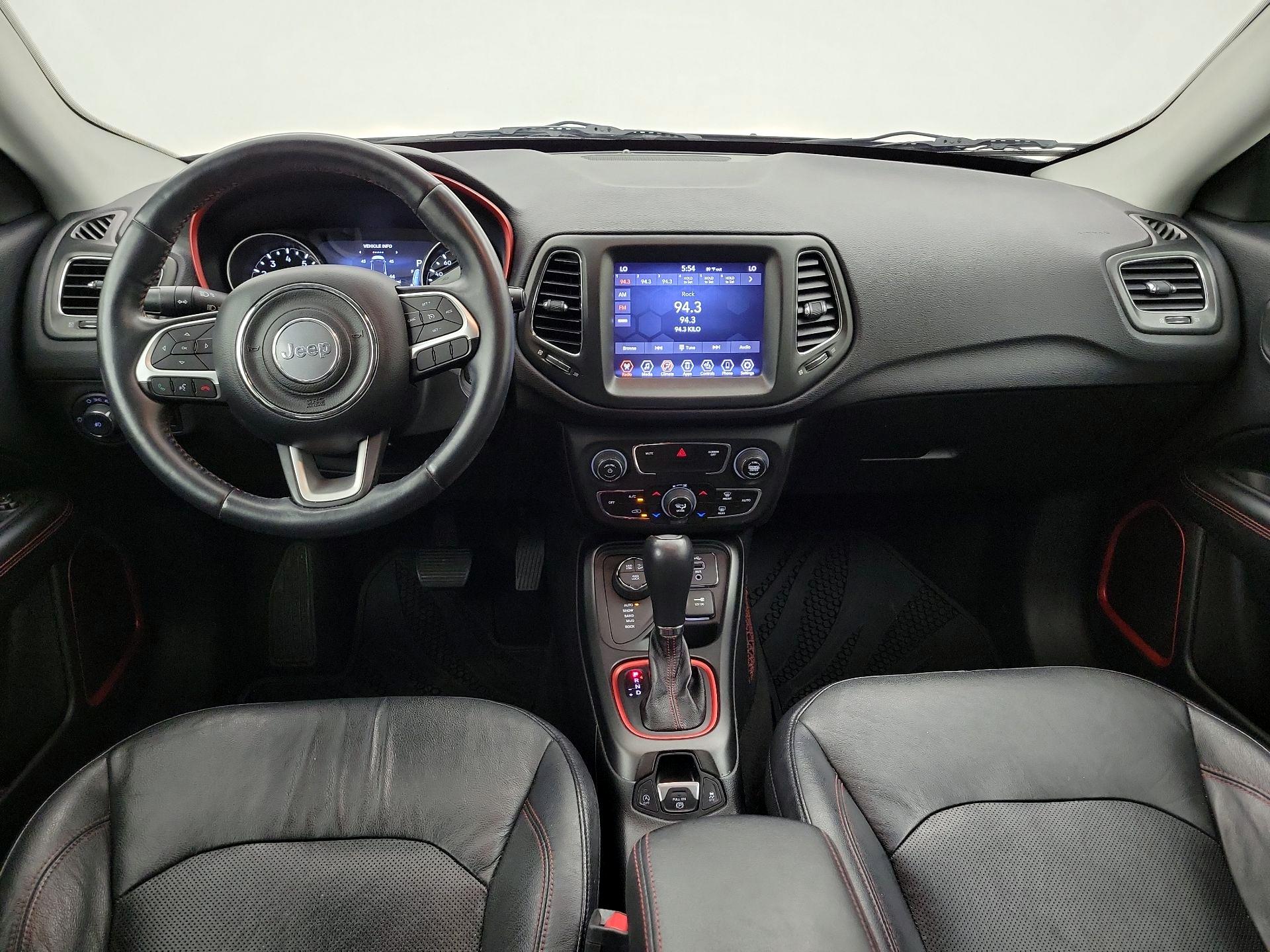 Thumbnail: 2017 Jeep Compass - 9