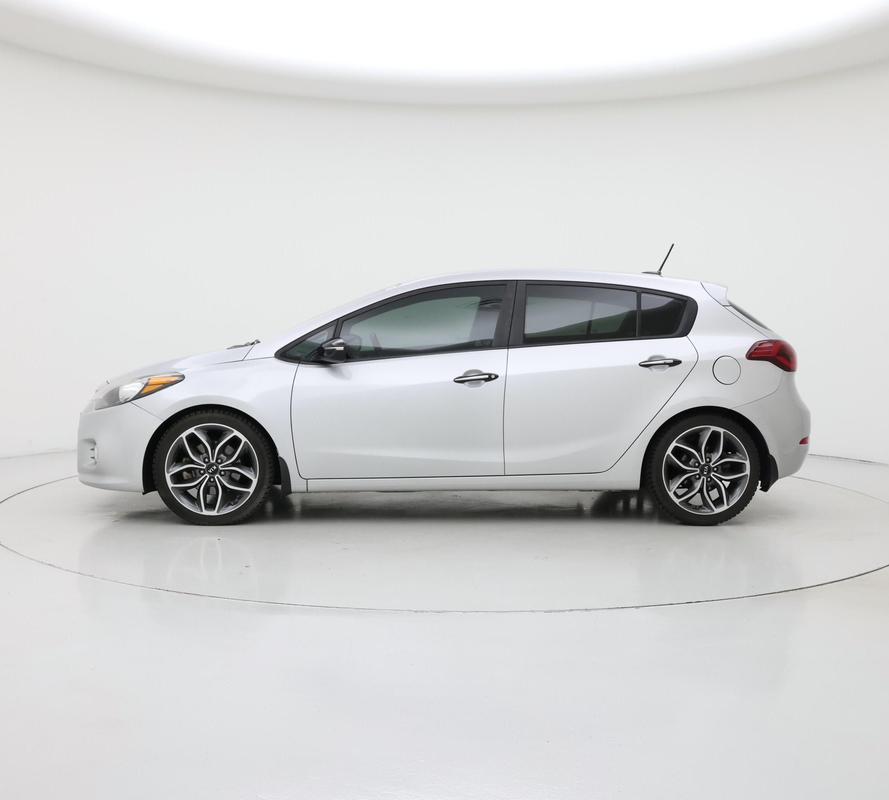 Thumbnail: 2015 Kia Forte - 3