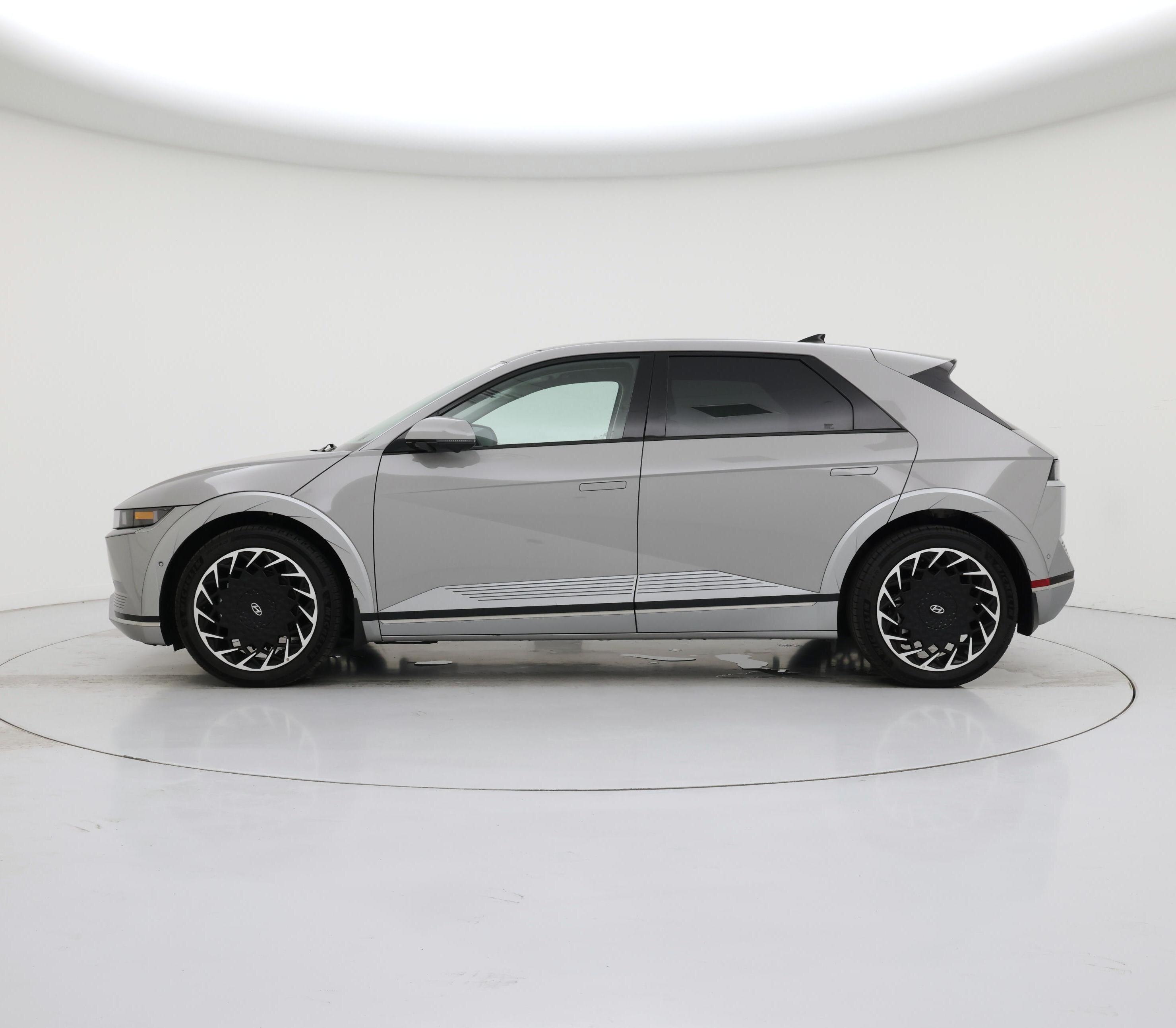 Thumbnail: 2024 Hyundai Ioniq 5 - 3