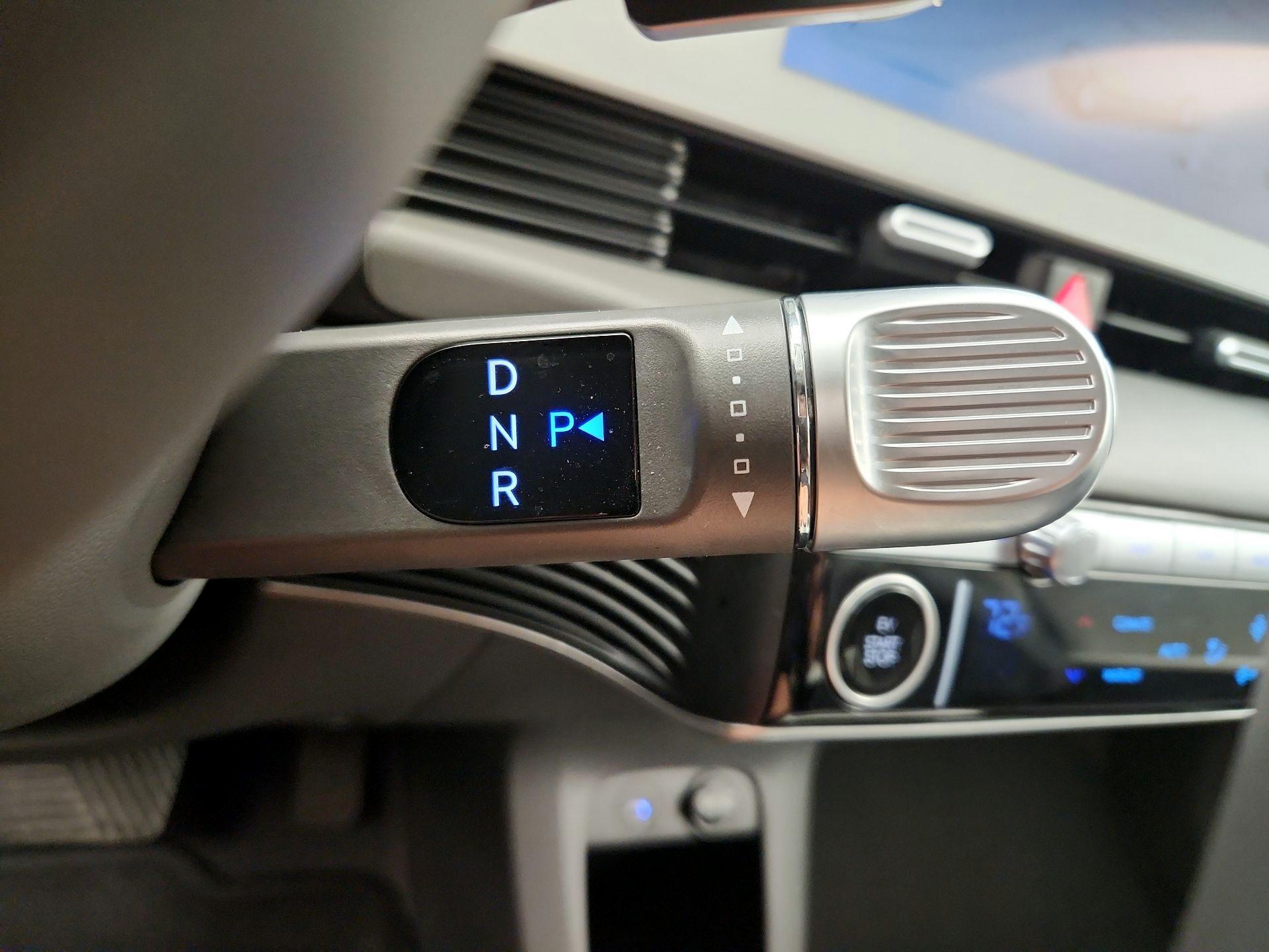 Thumbnail: 2024 Hyundai Ioniq 5 - 18