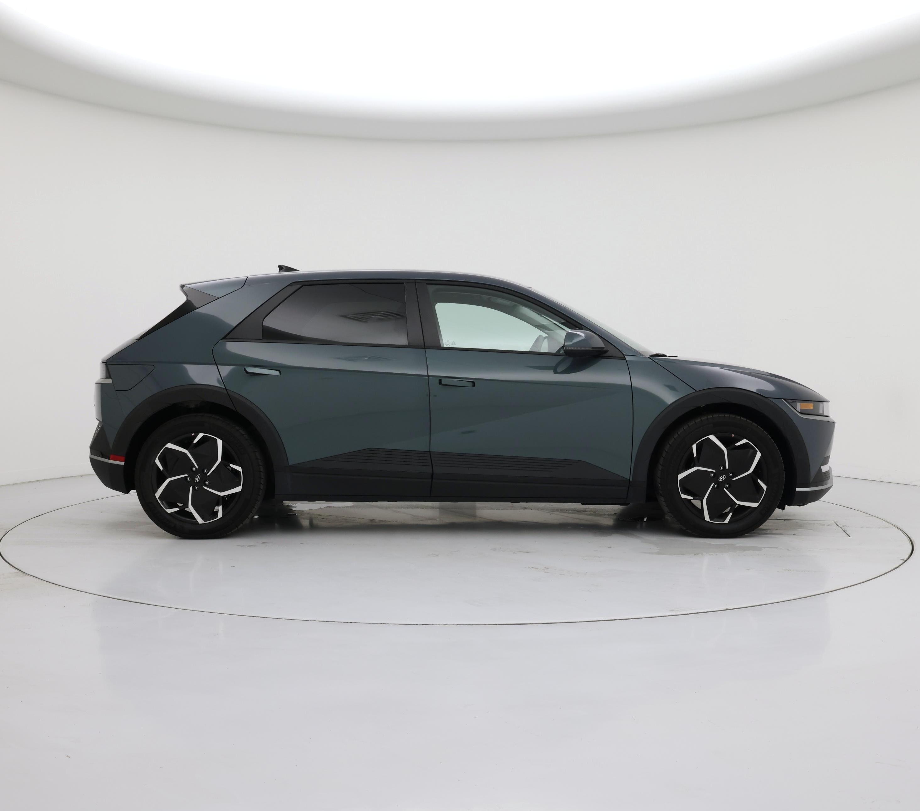 Thumbnail: 2024 Hyundai Ioniq 5 - 7