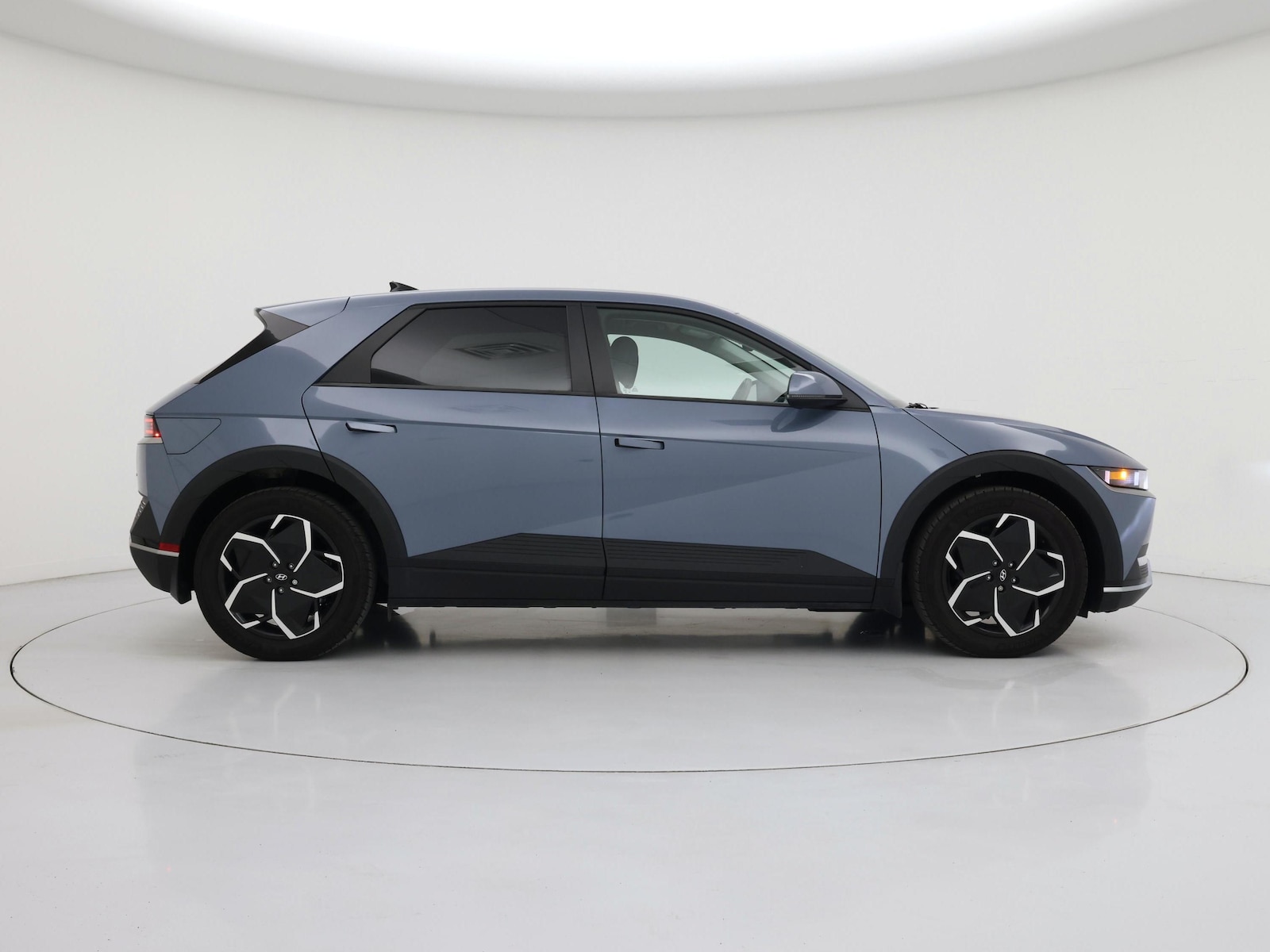 2024 Hyundai IONIQ 5 SEL - Photo 8