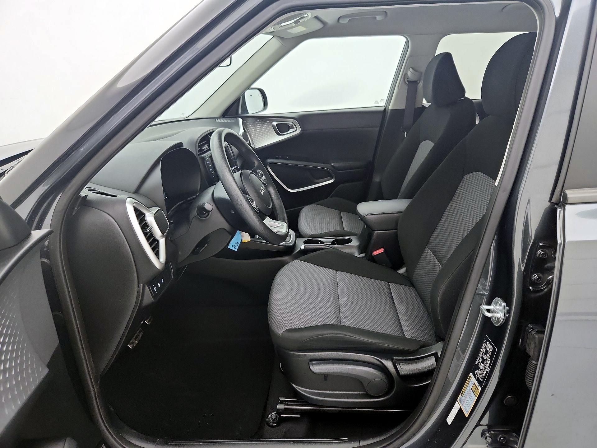 Thumbnail: 2023 Kia Soul - 11