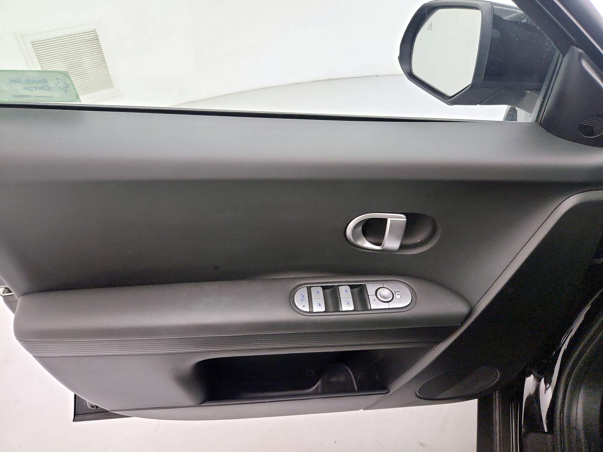 Thumbnail: 2024 Hyundai Ioniq 5 - 12
