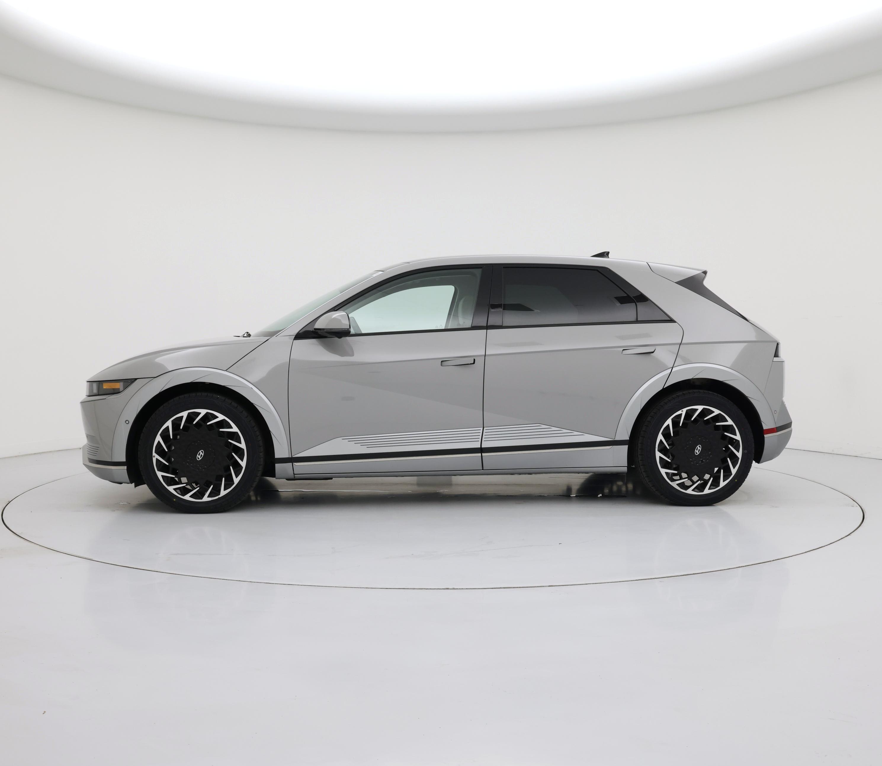 Thumbnail: 2024 Hyundai Ioniq 5 - 3