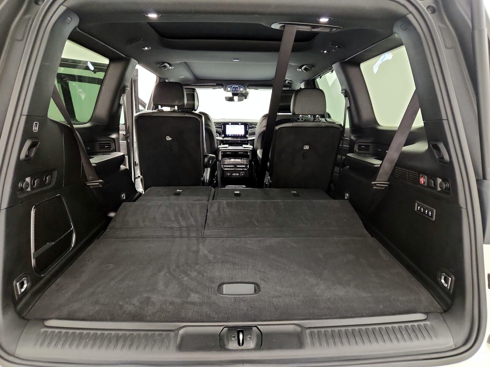 2023 Jeep Wagoneer Series II - Photo 25