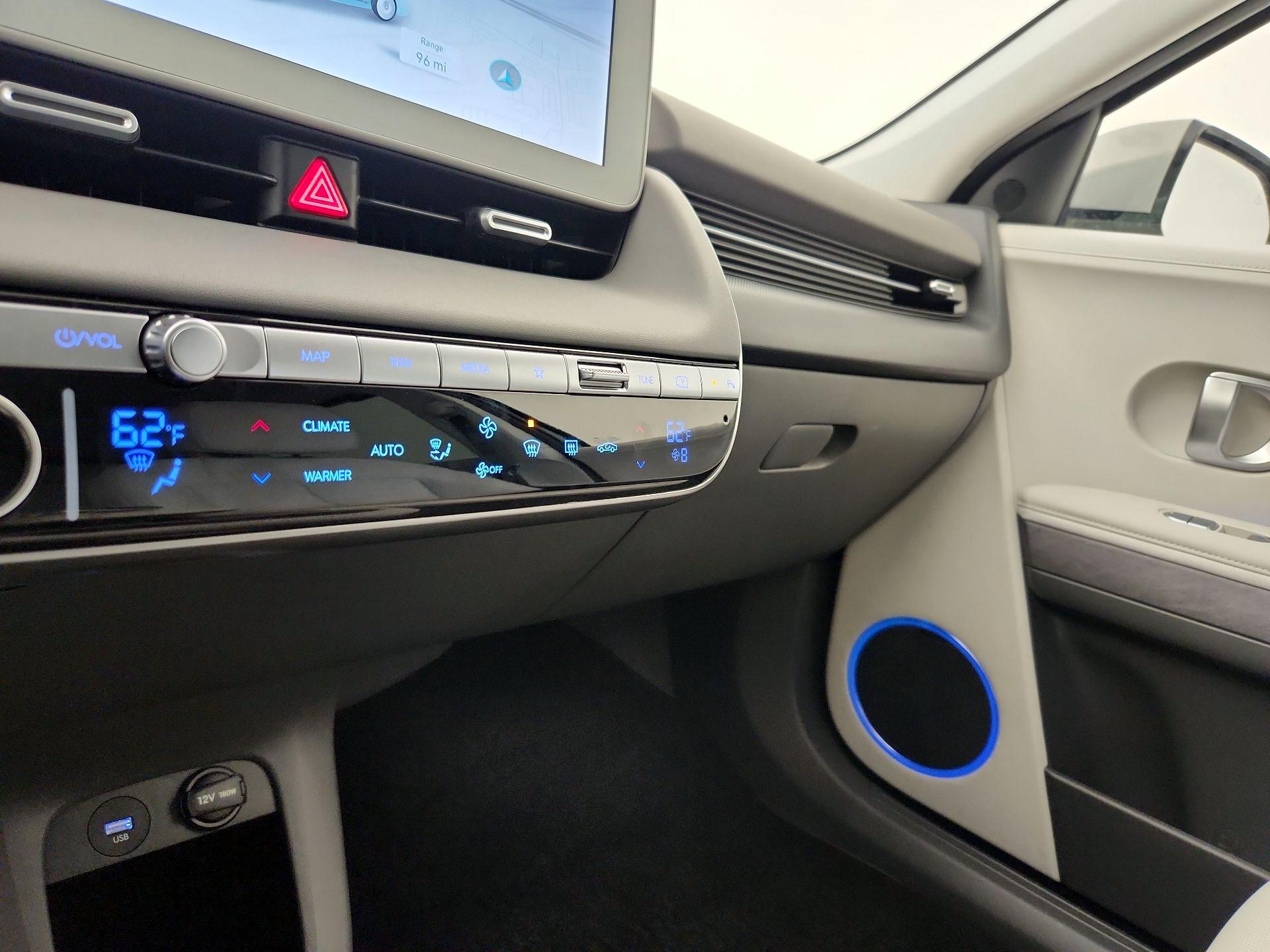 Thumbnail: 2024 Hyundai Ioniq 5 - 17