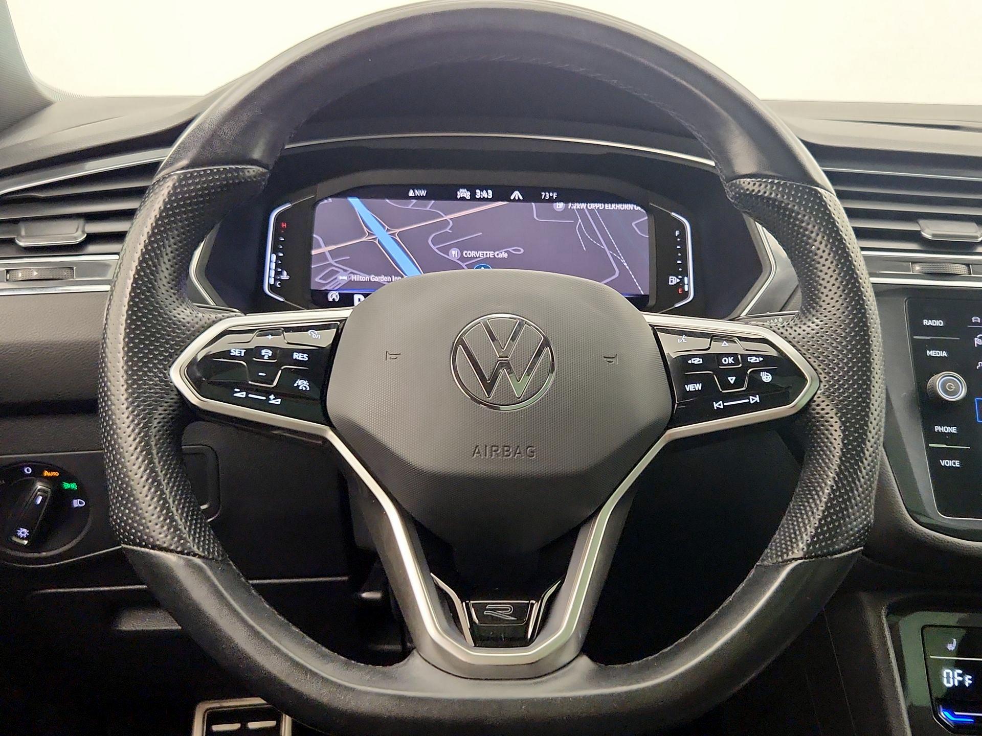 Thumbnail: 2023 Volkswagen Tiguan - 10