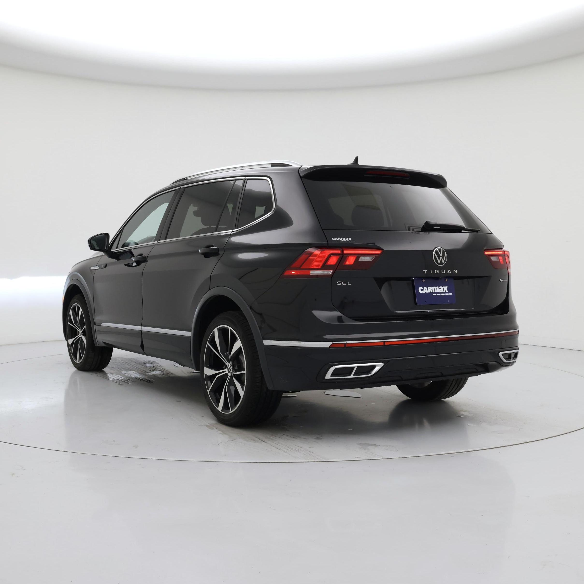 Thumbnail: 2023 Volkswagen Tiguan - 2