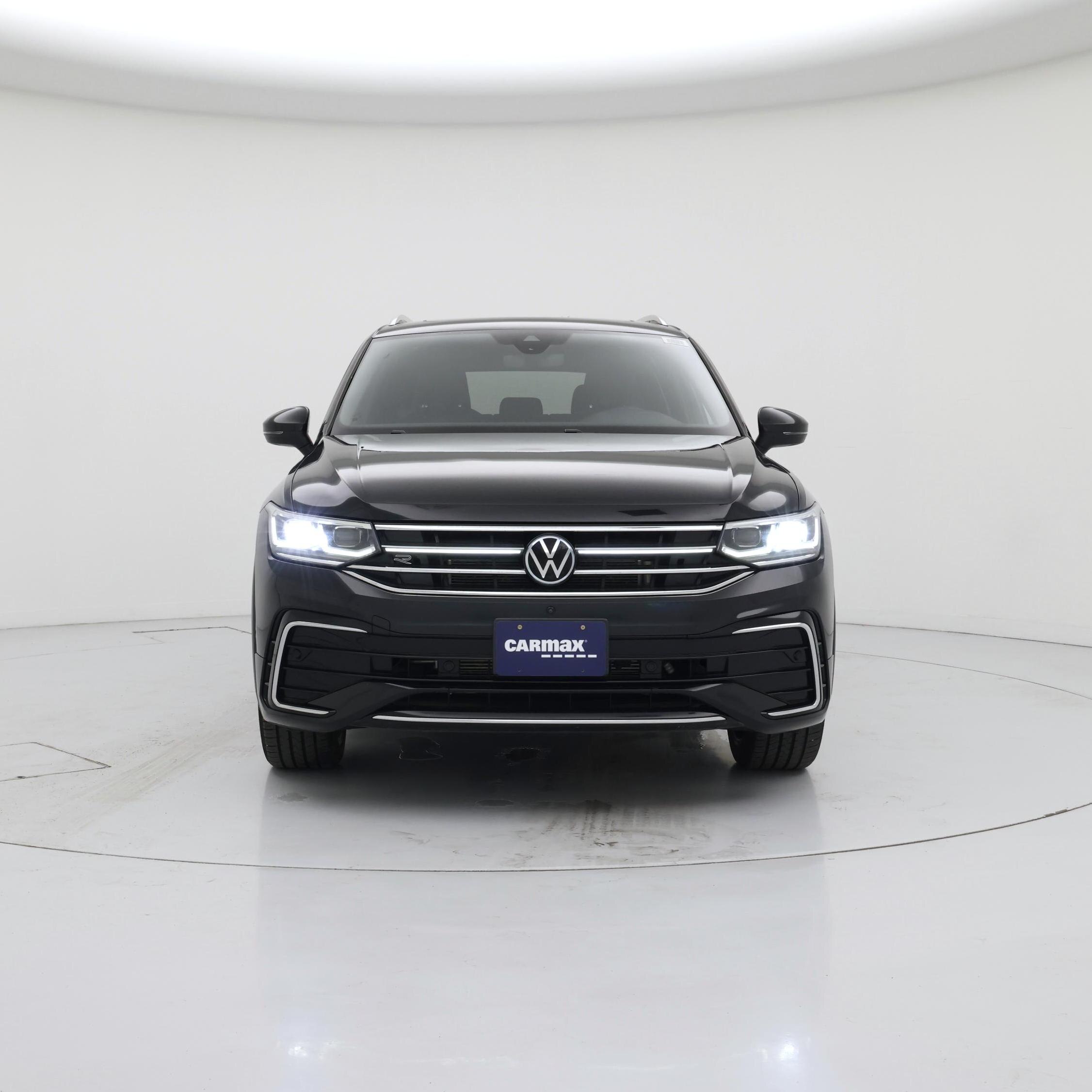 Thumbnail: 2023 Volkswagen Tiguan - 5