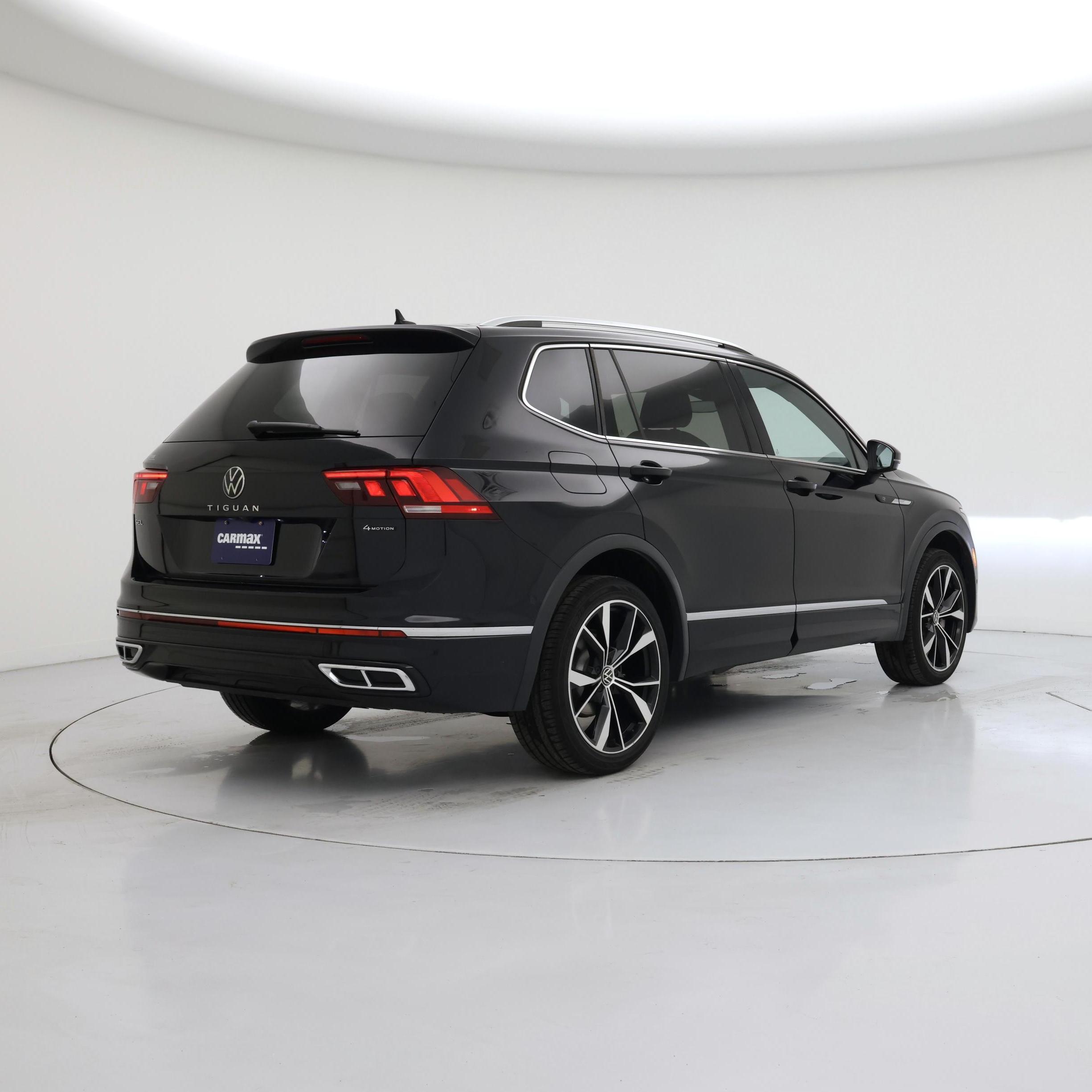 Thumbnail: 2023 Volkswagen Tiguan - 8