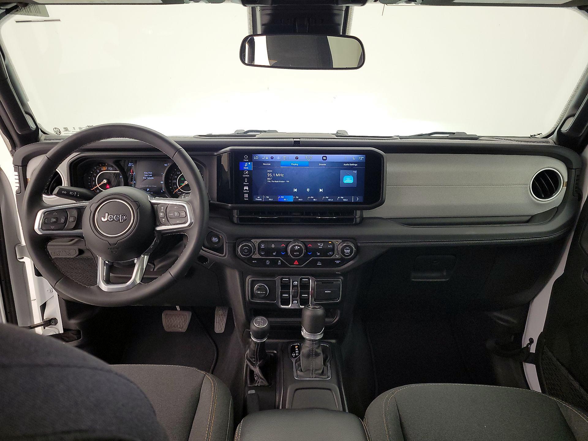 Thumbnail: 2025 Jeep Wrangler - 9