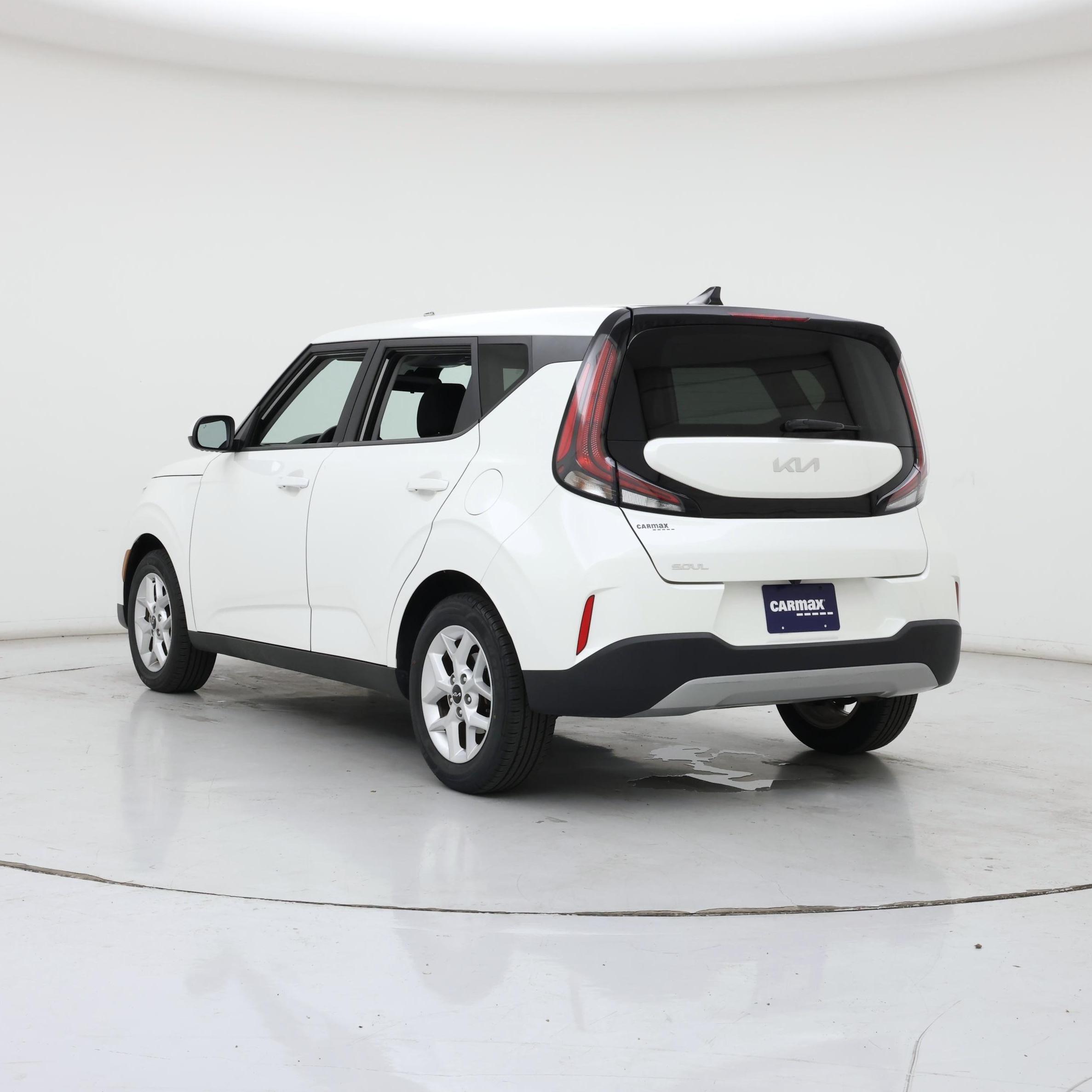 Thumbnail: 2023 Kia Soul - 2
