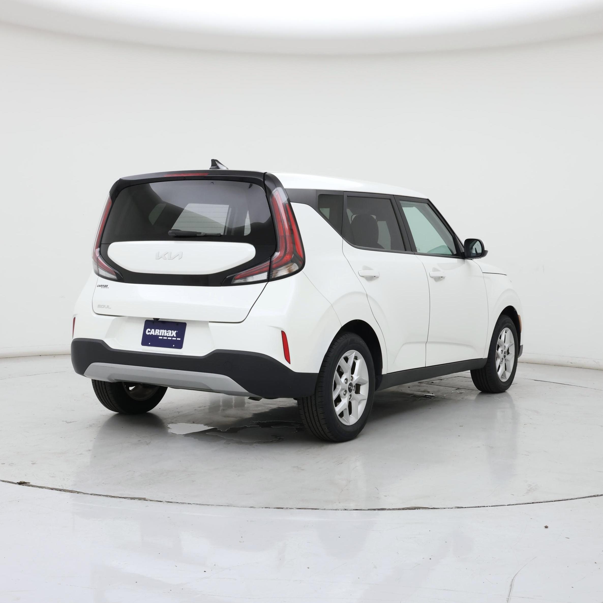 Thumbnail: 2023 Kia Soul - 8