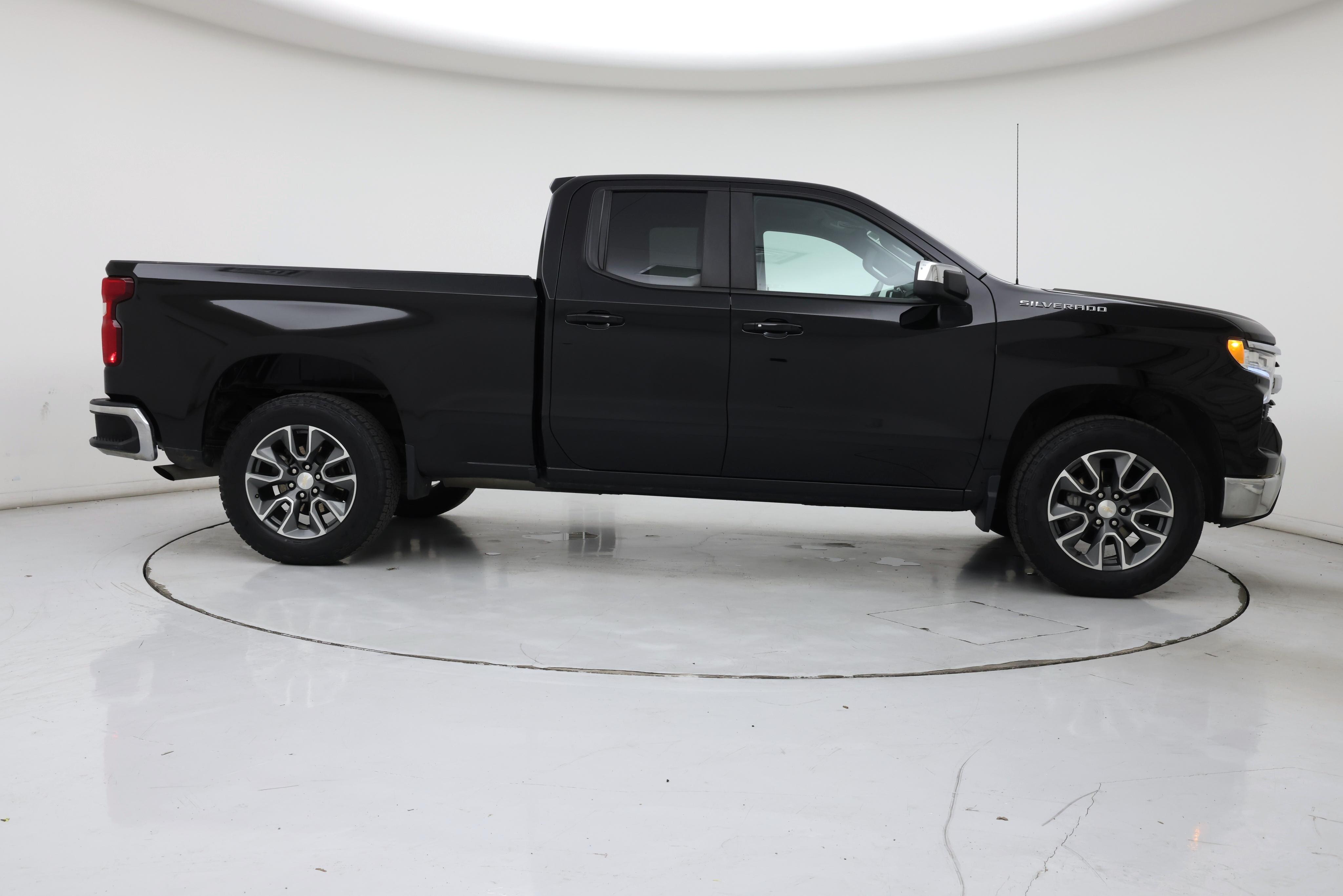 Thumbnail: 2023 Chevrolet Silverado 1500 - 7