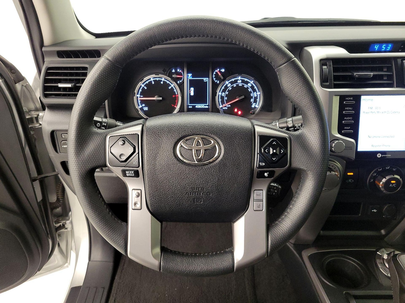 2023 Toyota 4Runner TRD Sport - Photo 11