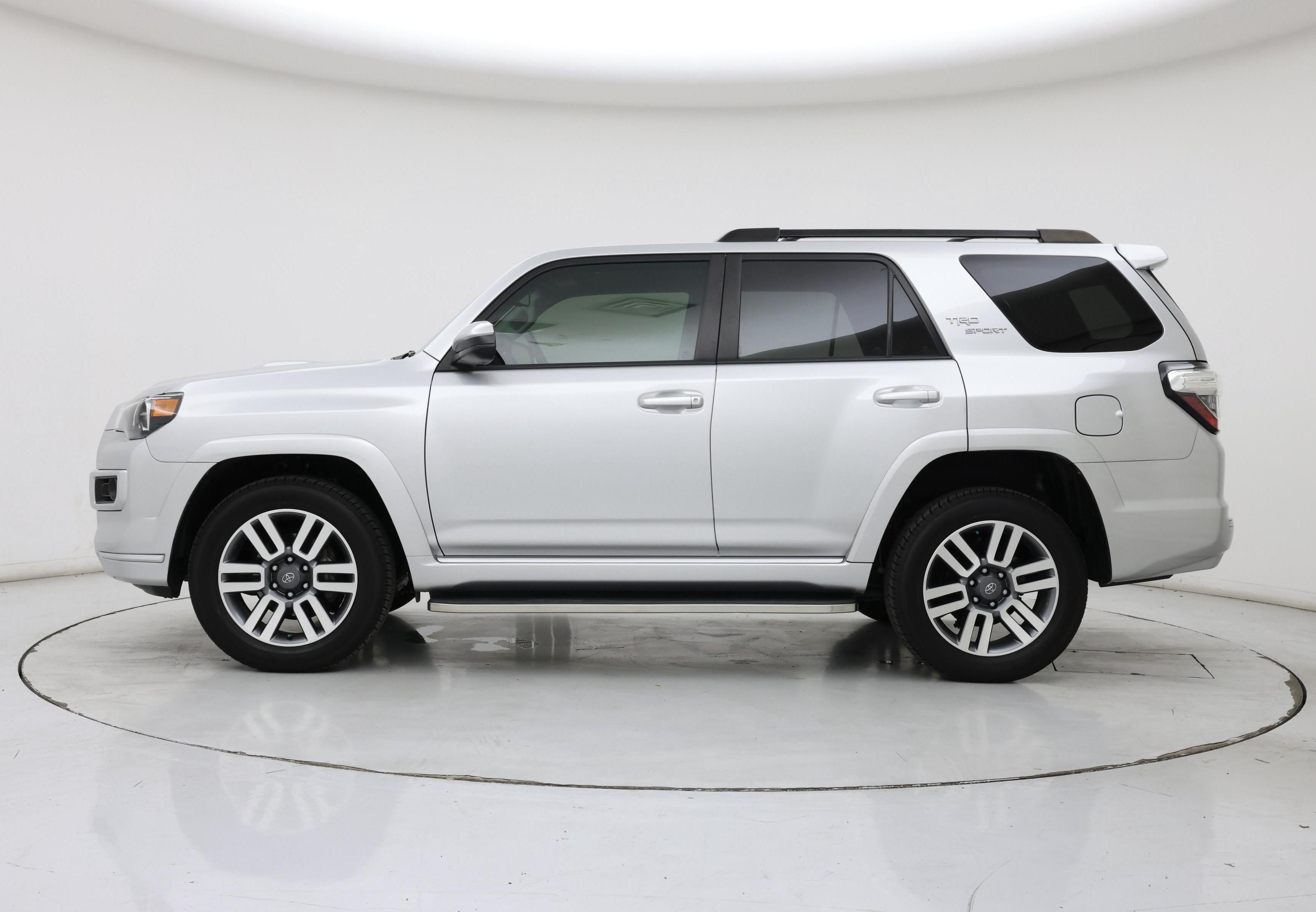 Thumbnail: 2023 Toyota 4Runner - 3