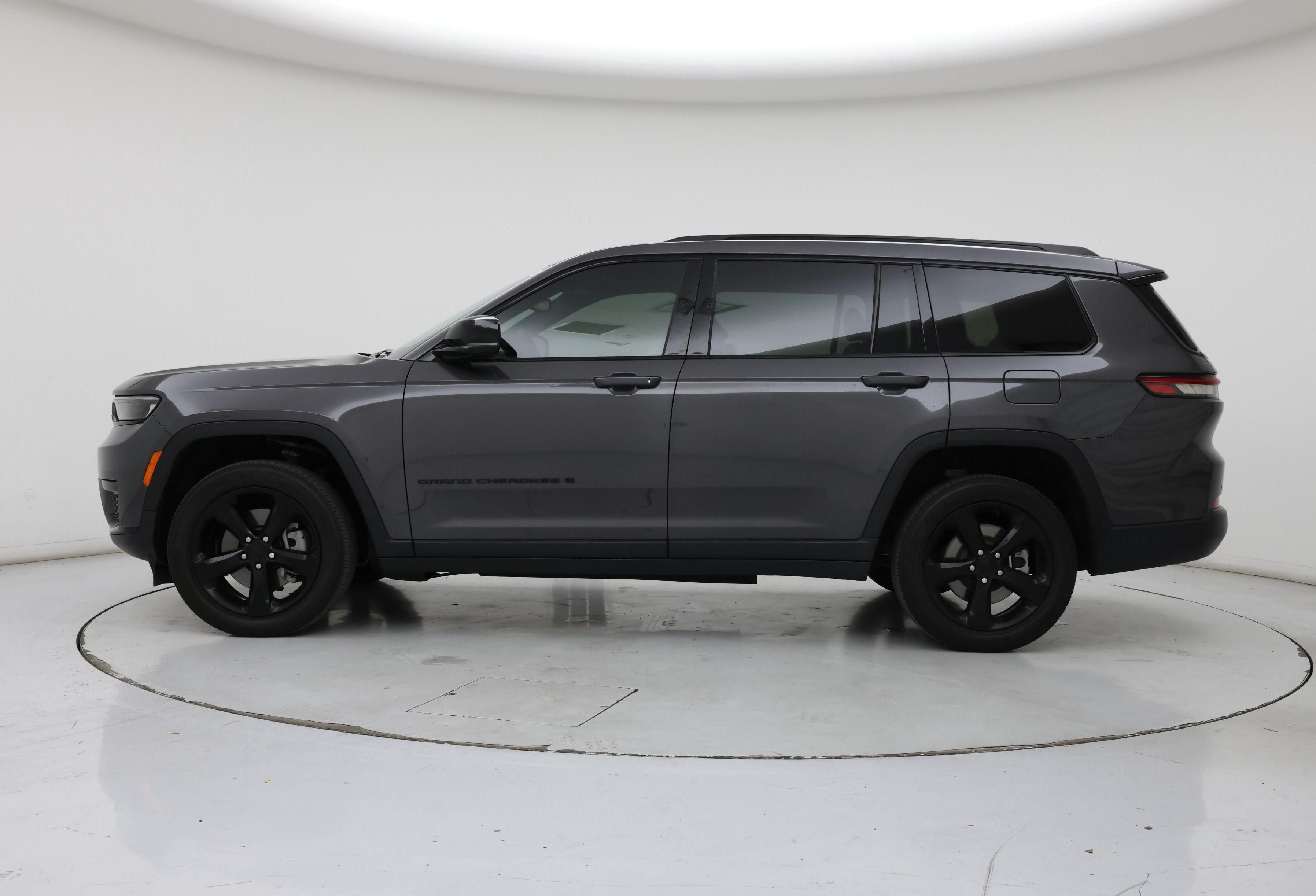 Thumbnail: 2023 Jeep Grand Cherokee L - 3