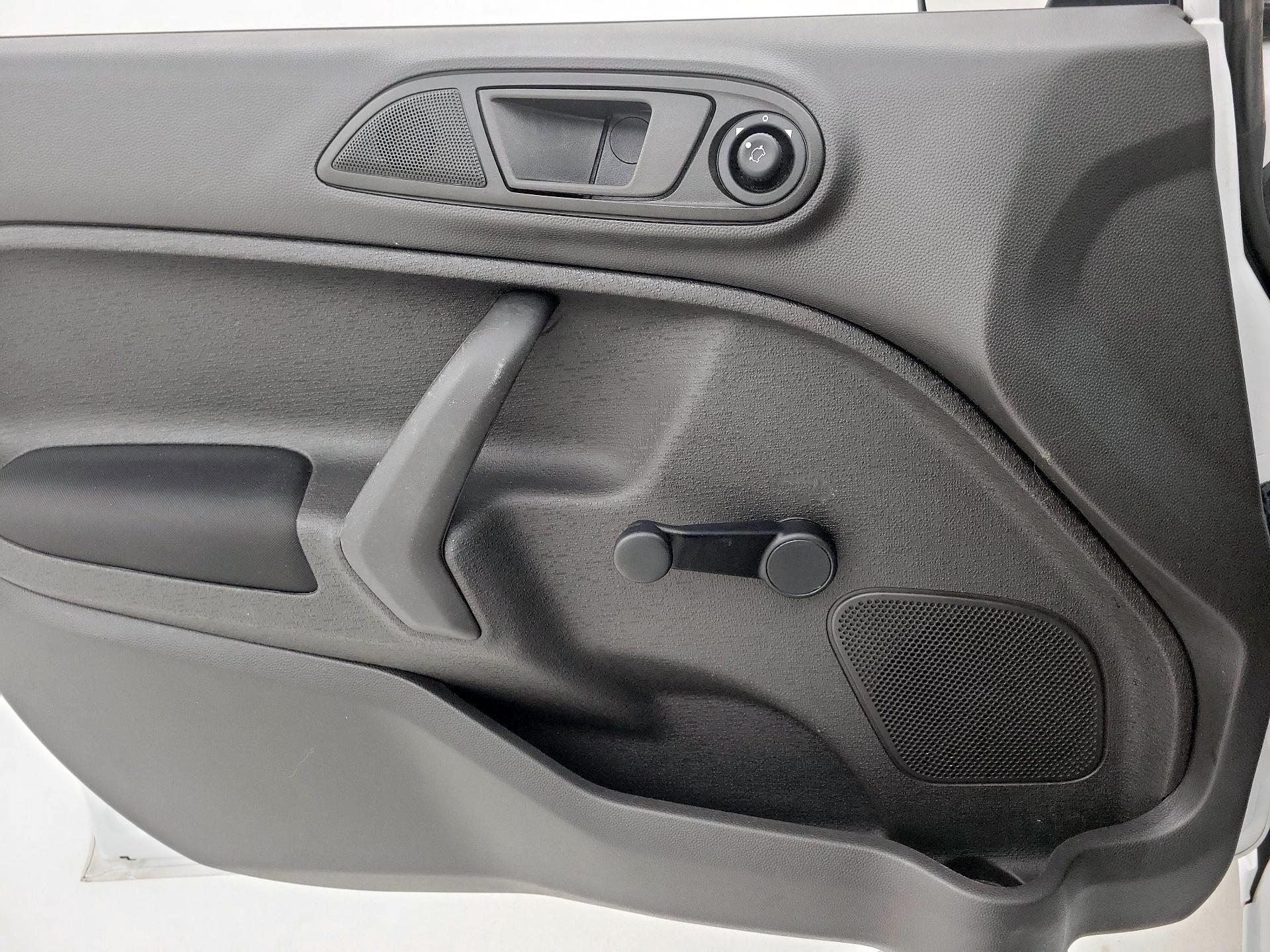 Thumbnail: 2019 Ford Fiesta - 12
