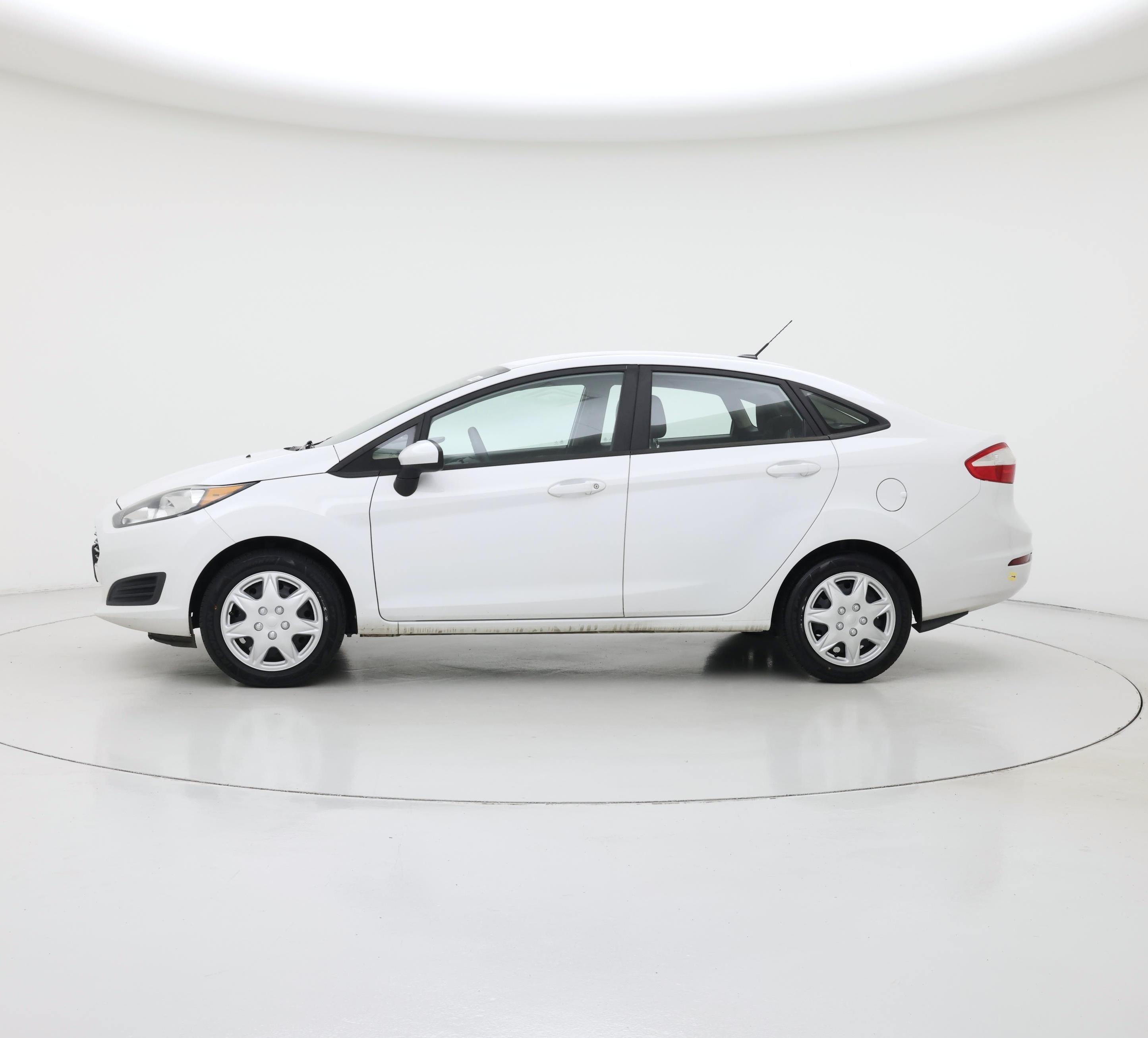 Thumbnail: 2019 Ford Fiesta - 3