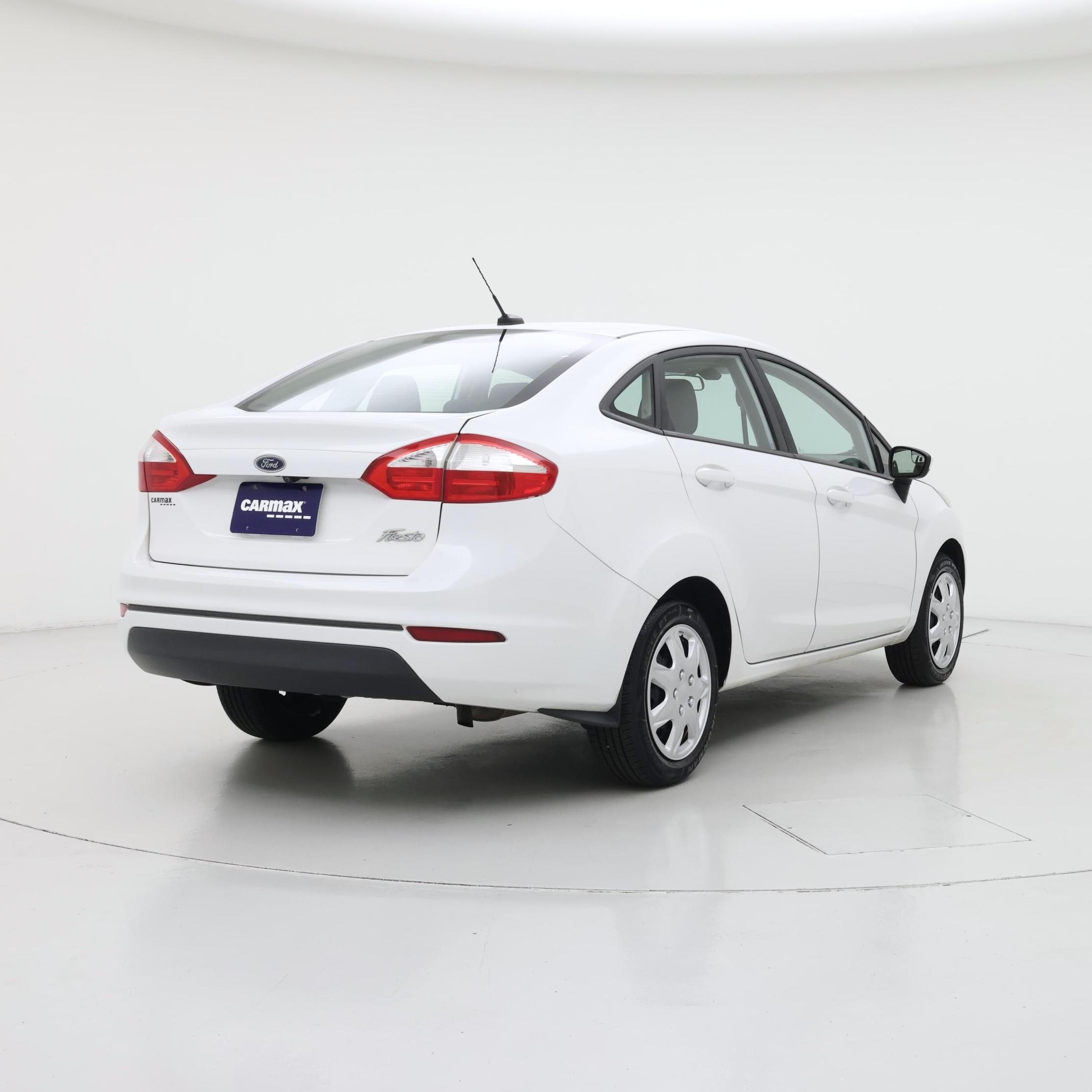 Thumbnail: 2019 Ford Fiesta - 8