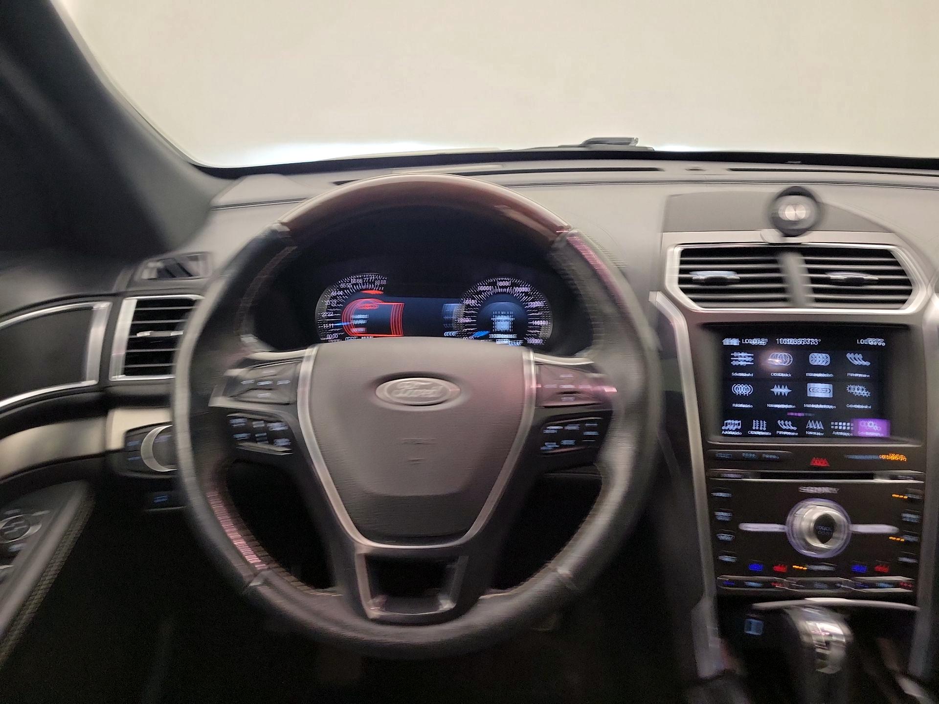 Thumbnail: 2018 Ford Explorer - 10