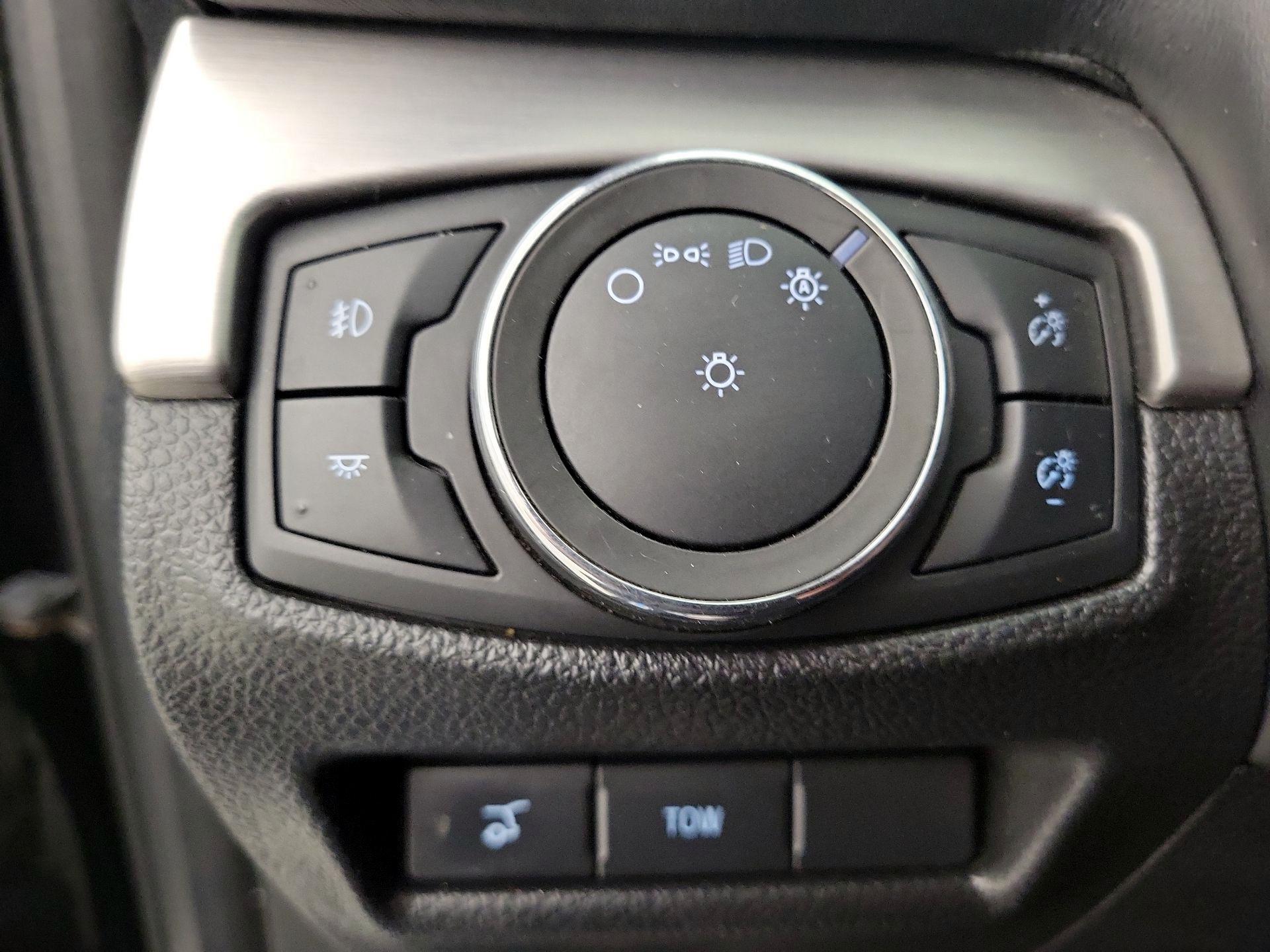 Thumbnail: 2018 Ford Explorer - 13
