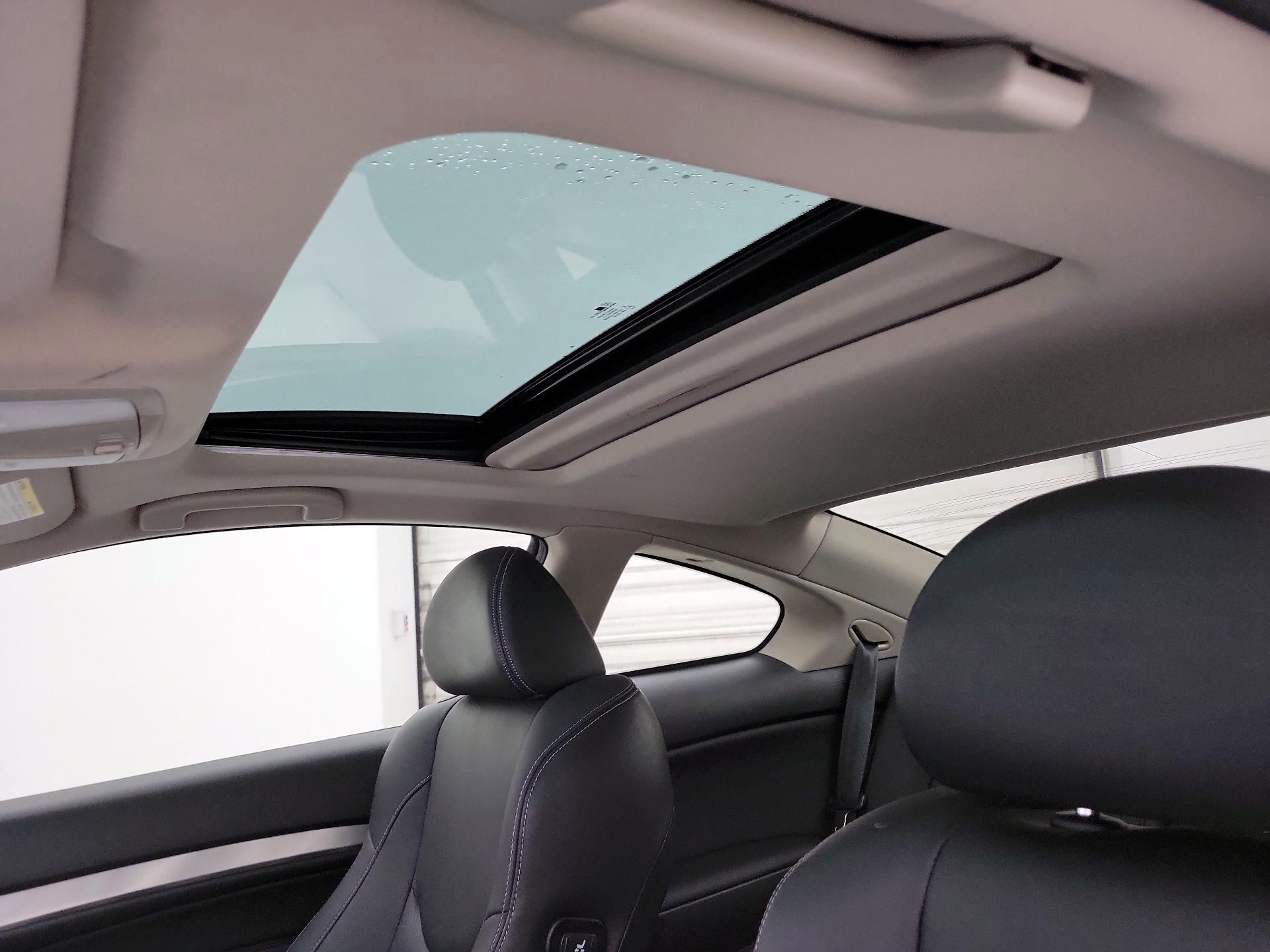 Thumbnail: 2015 INFINITI Q60 - 18