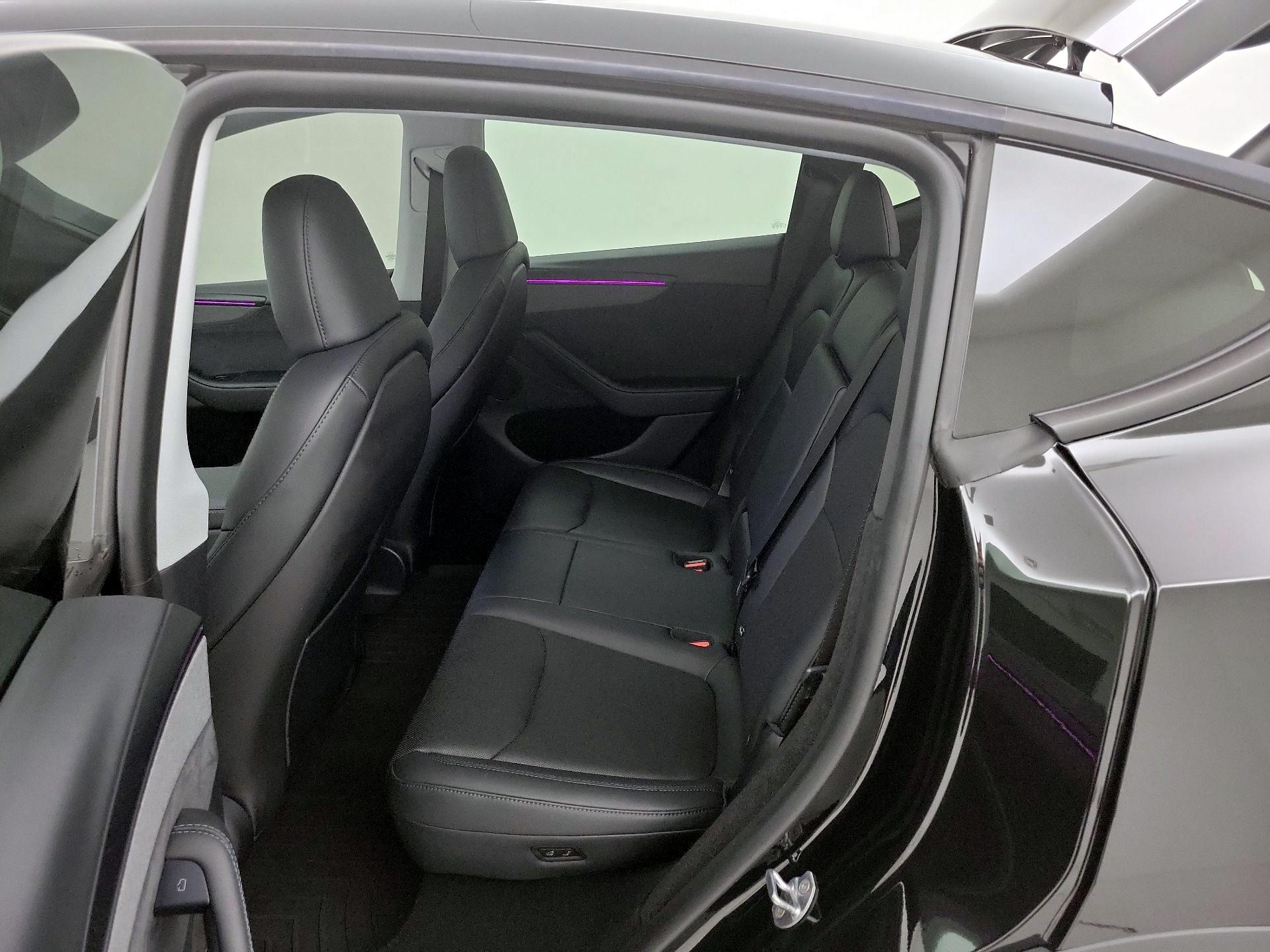 Thumbnail: 2026 Tesla Model Y - 18