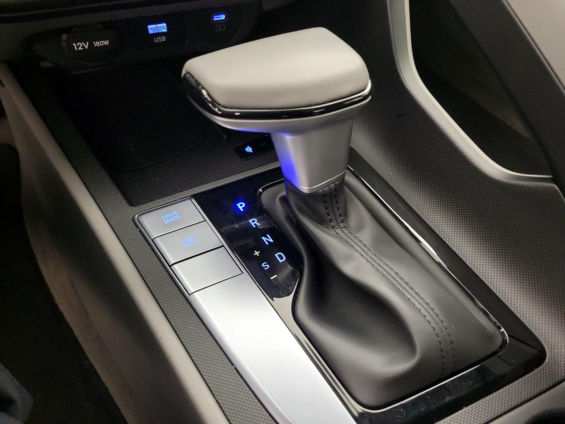 Thumbnail: 2026 Hyundai Elantra - 17