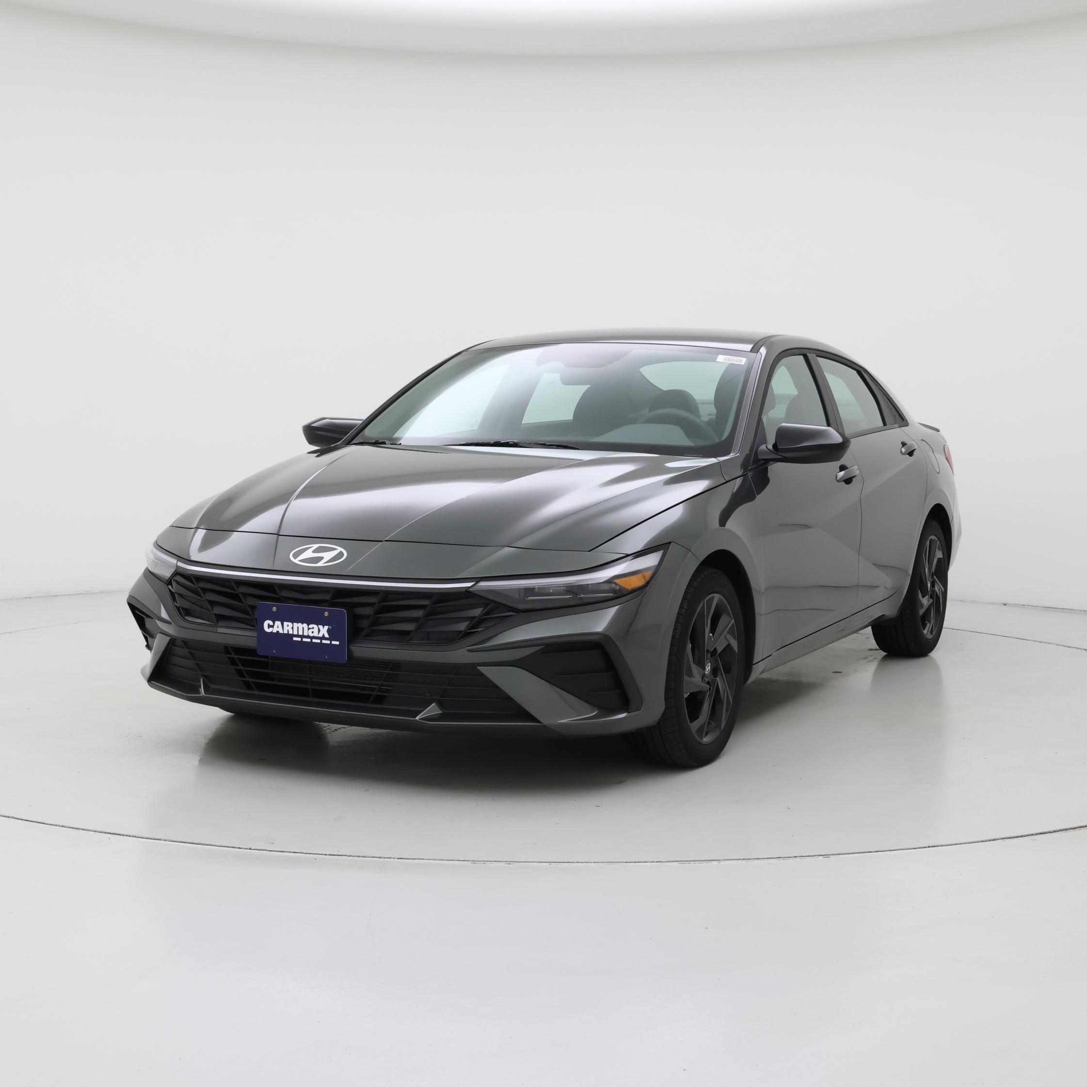 Thumbnail: 2026 Hyundai Elantra - 4