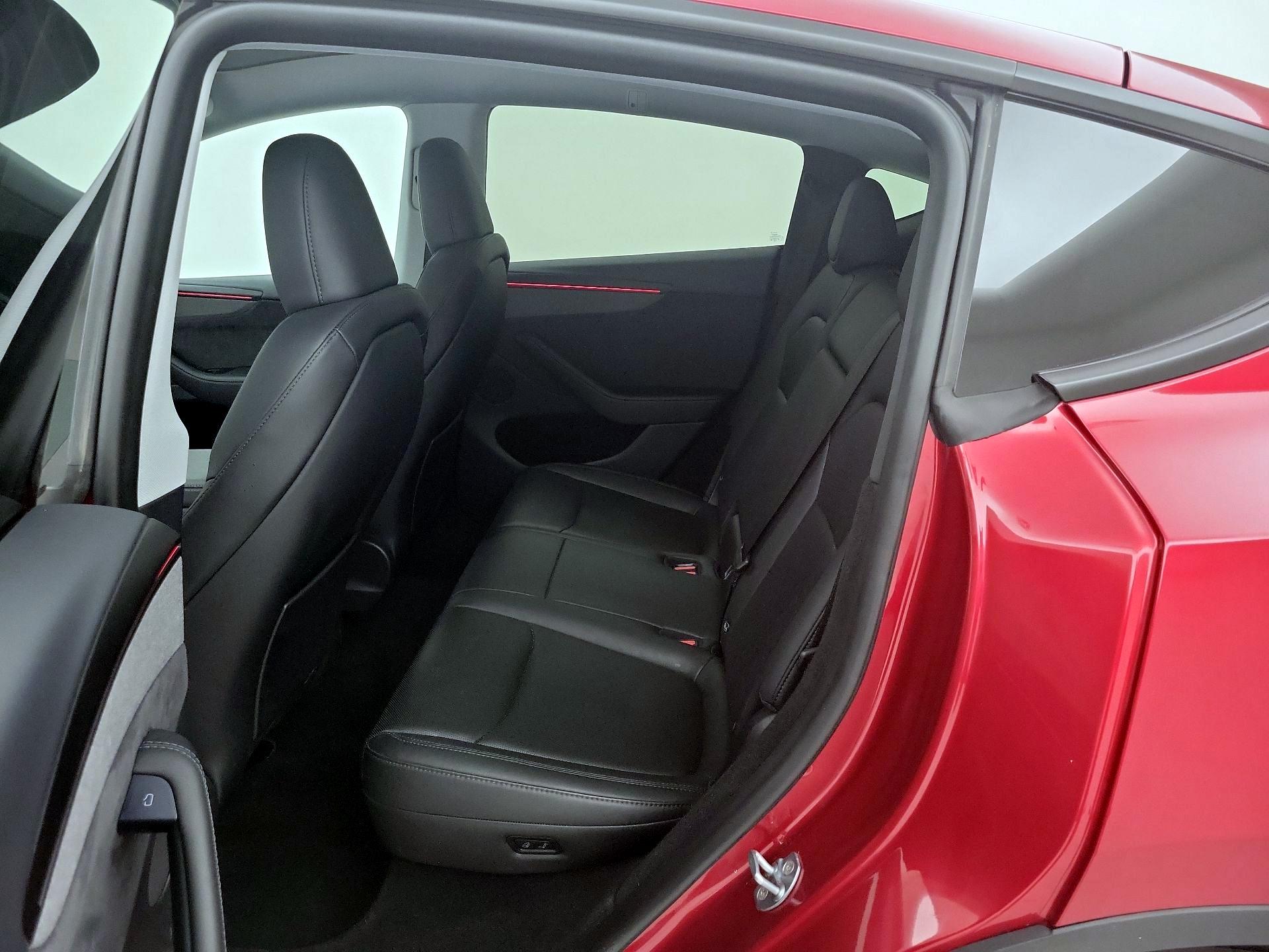 Thumbnail: 2026 Tesla Model Y - 18