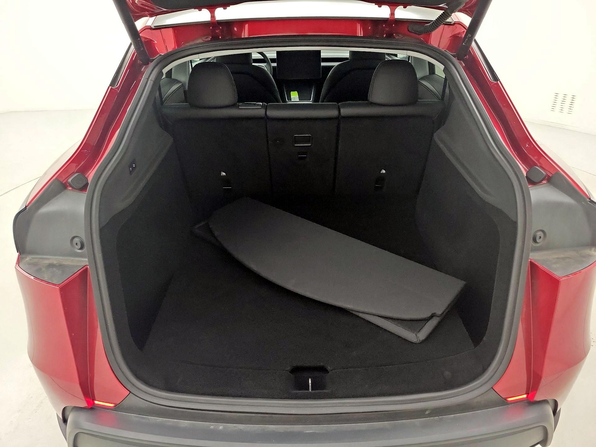 Thumbnail: 2026 Tesla Model Y - 19