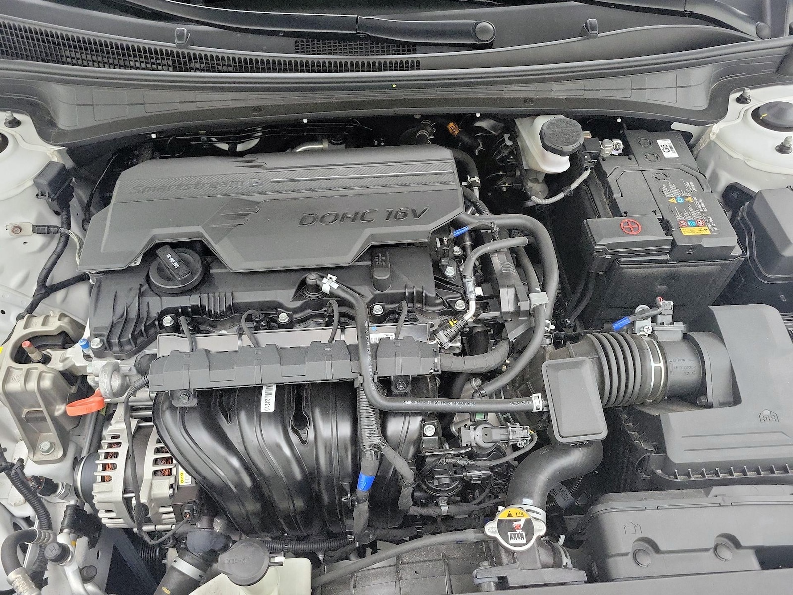 2024 Hyundai Elantra SEL - Photo 23