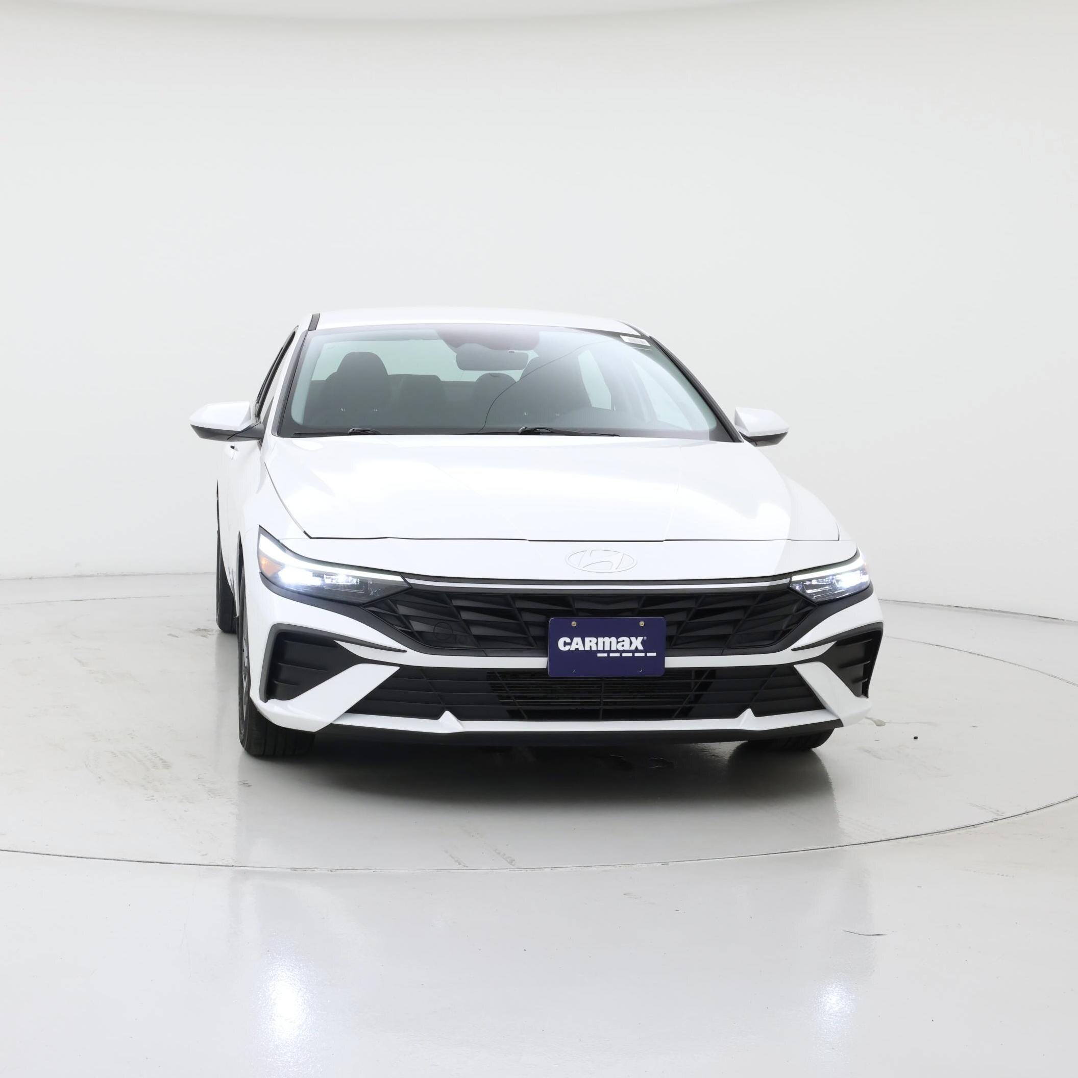 Thumbnail: 2024 Hyundai Elantra - 5