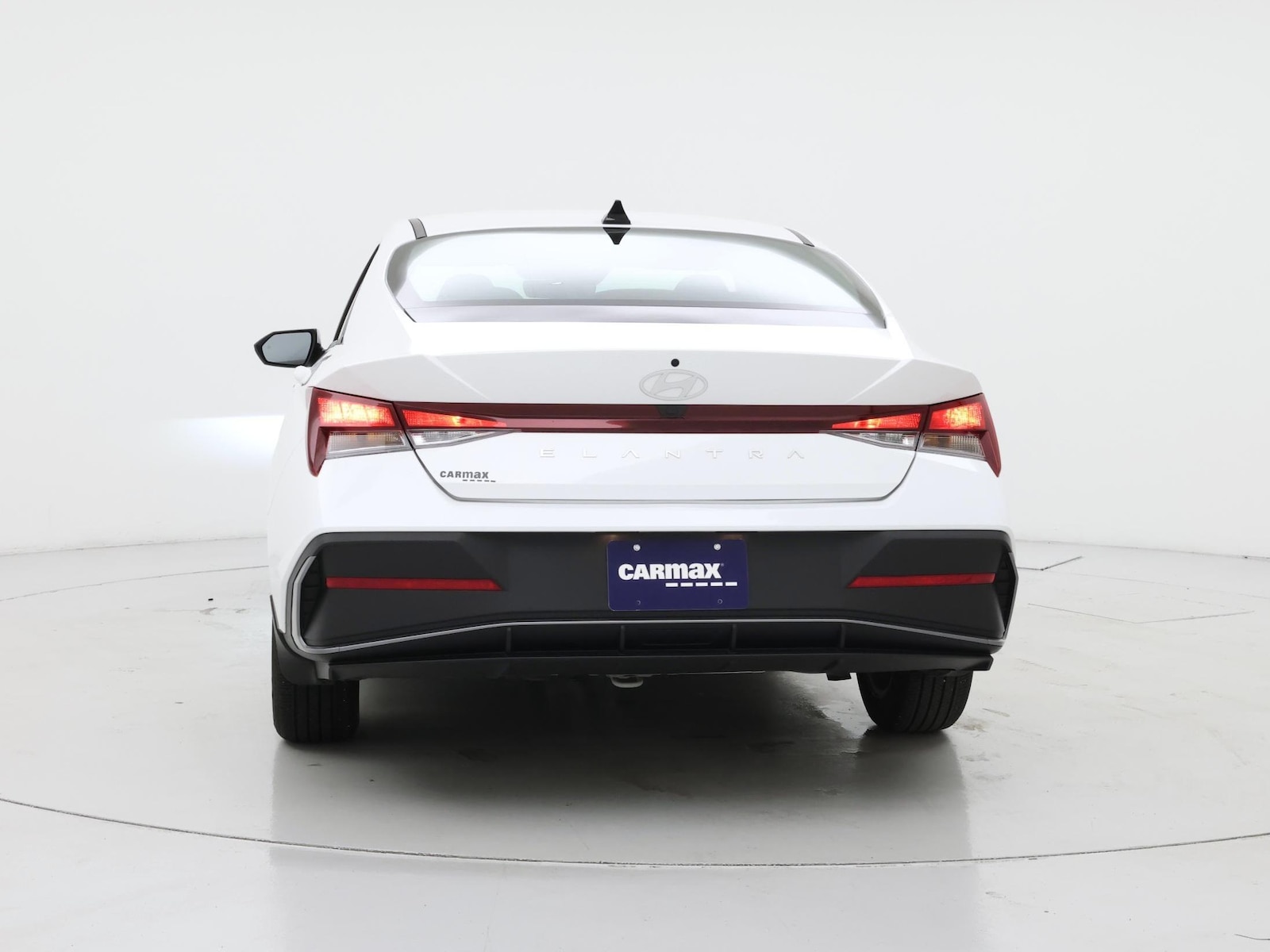 2024 Hyundai Elantra SEL - Photo 7