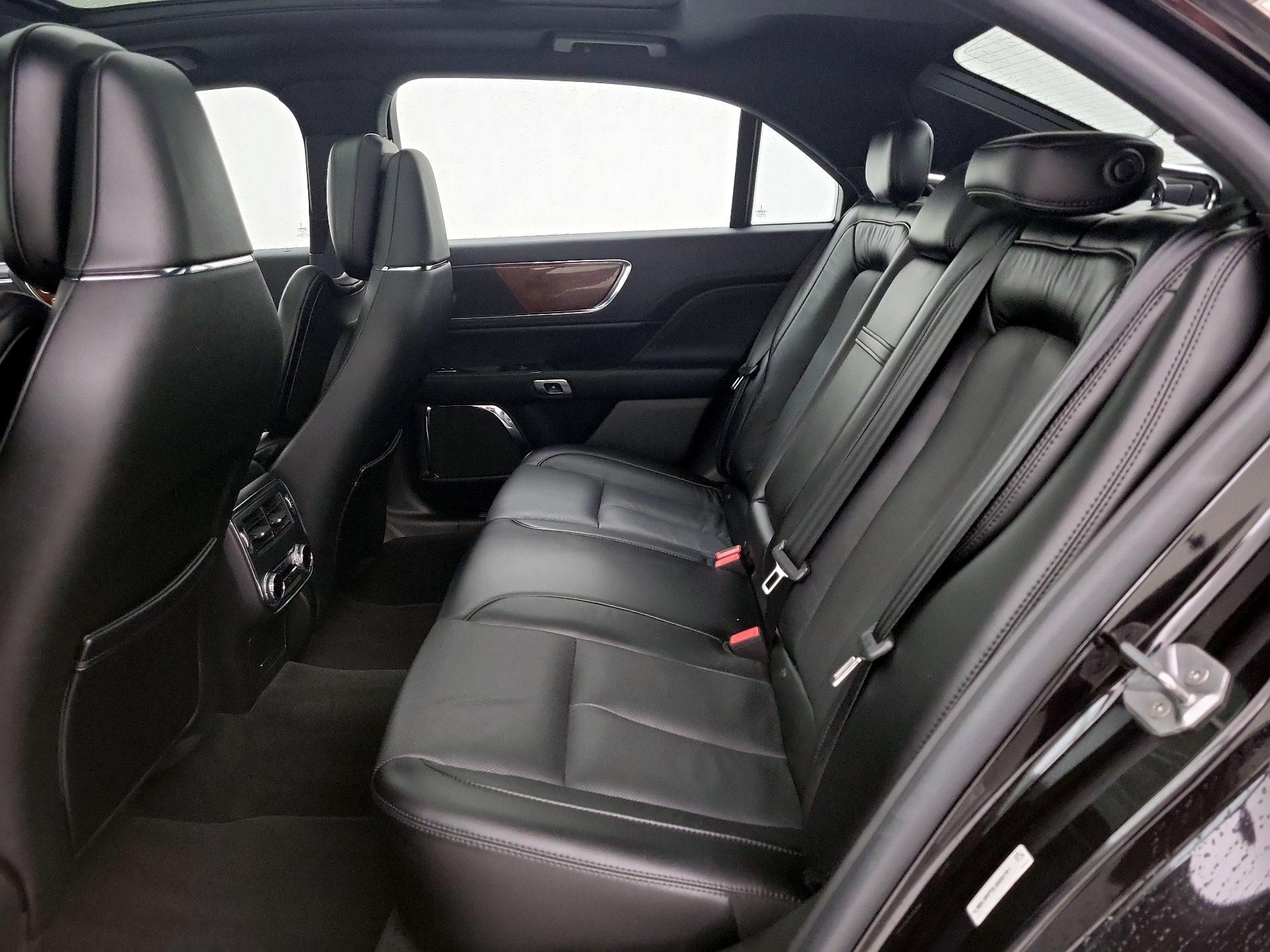 Thumbnail: 2020 Lincoln Continental - 20