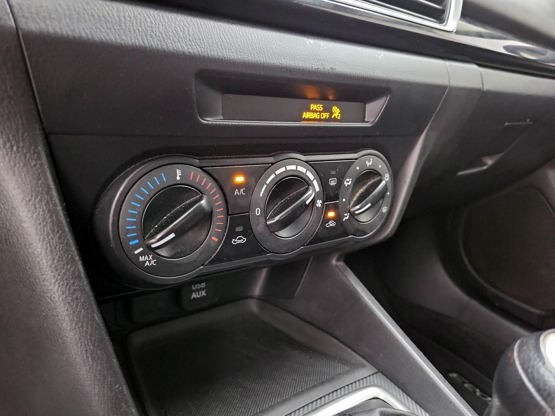Thumbnail: 2015 Mazda Mazda3 - 15