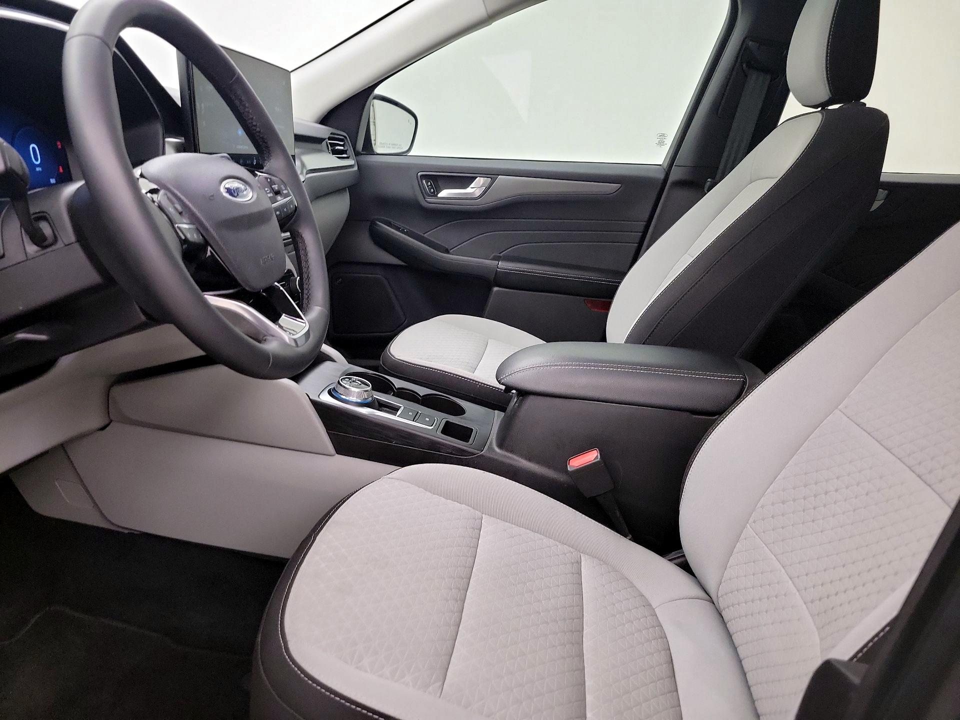 Thumbnail: 2023 Ford Escape - 11